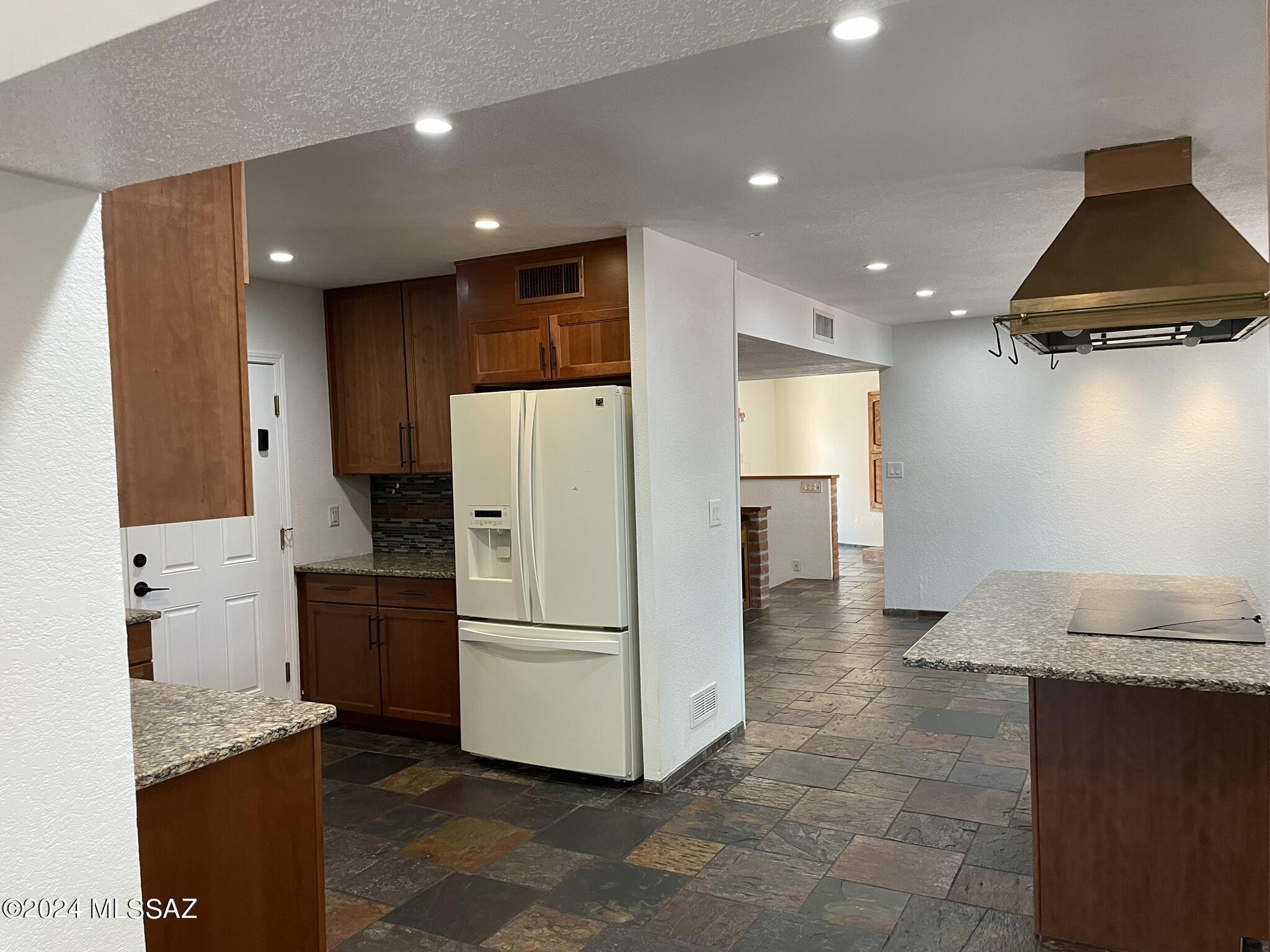 La Buena Vida Estates (74-110) - Residential Lease