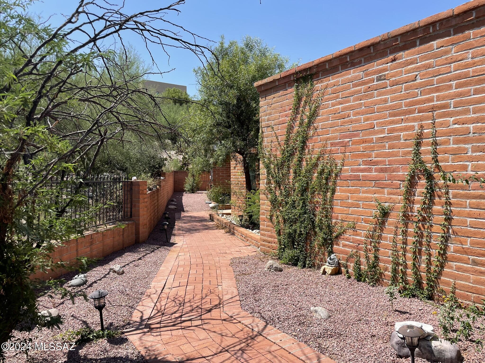 La Buena Vida Estates (74-110) - Residential Lease