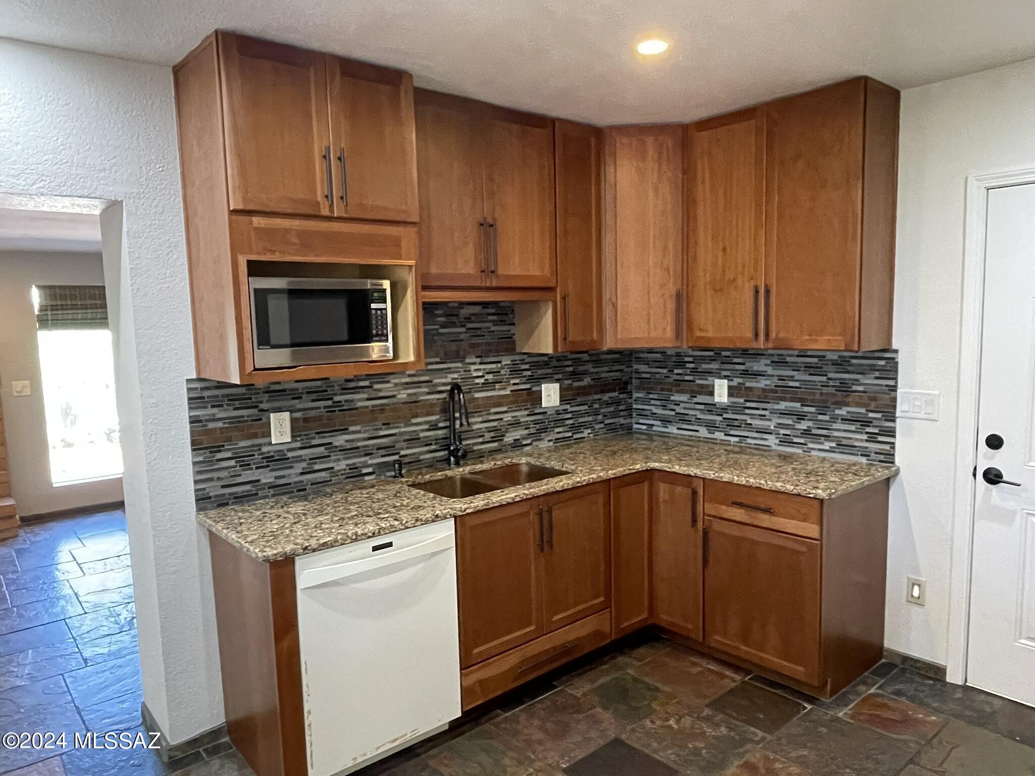 La Buena Vida Estates (74-110) - Residential Lease