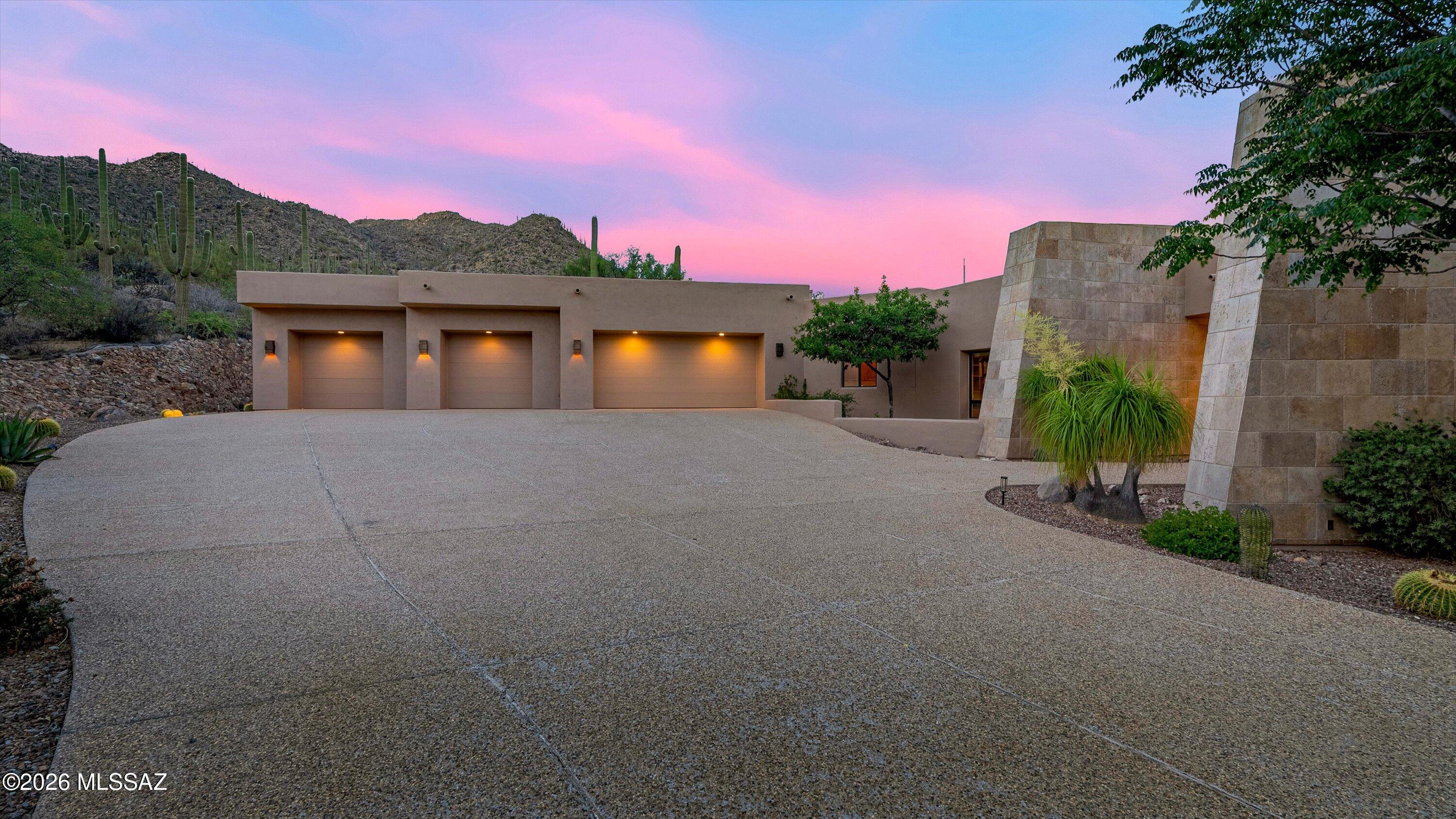 Canyon Pass III At Dove Mountain (111-181) - Residential