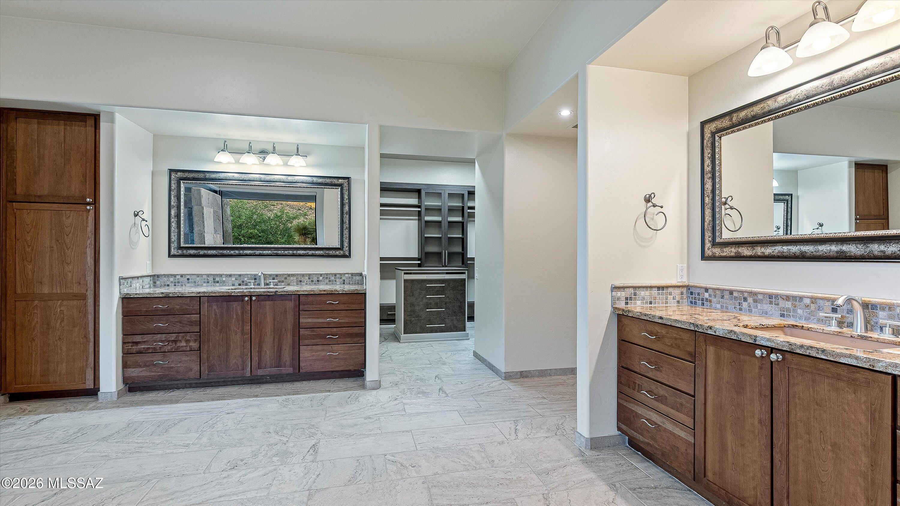 Canyon Pass III At Dove Mountain (111-181) - Residential
