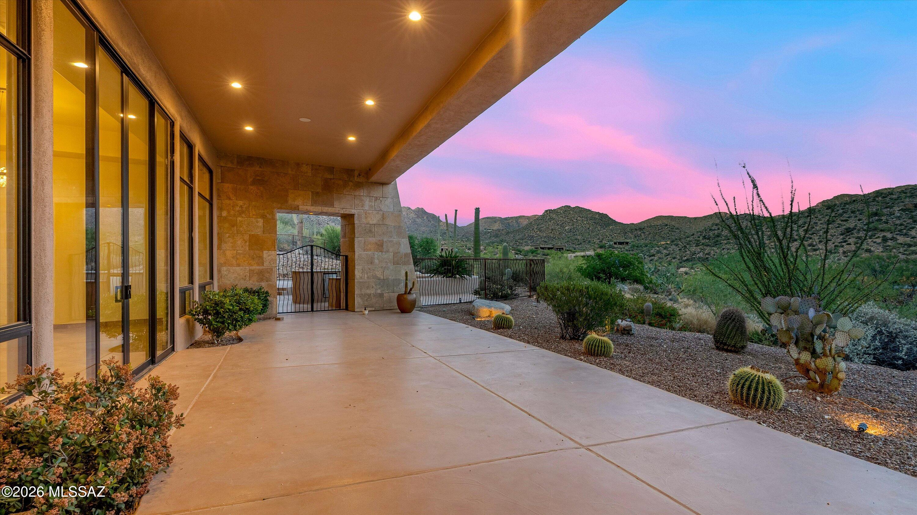 Canyon Pass III At Dove Mountain (111-181) - Residential