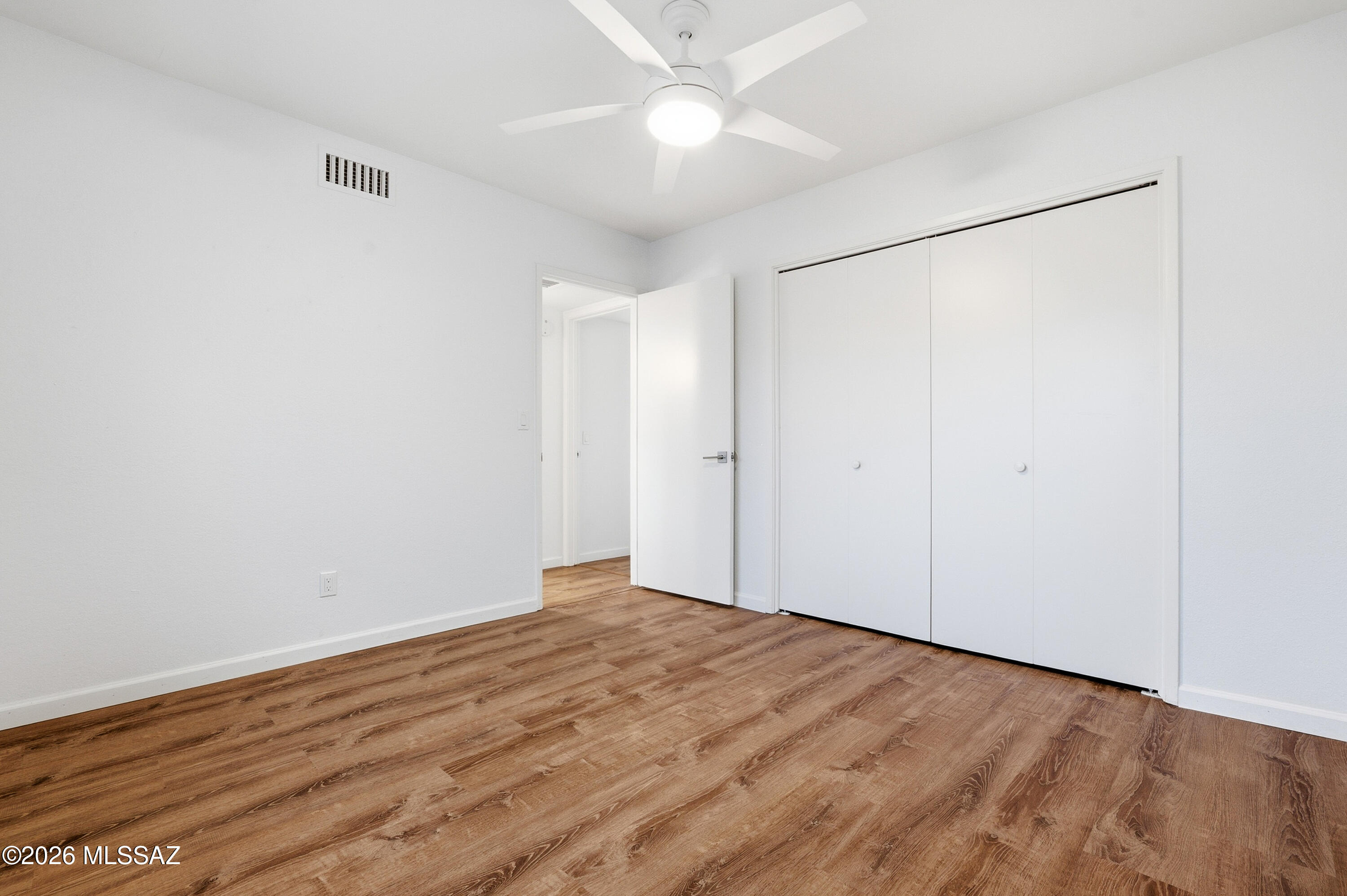 Green Valley Townhouses NO.7 - Residential