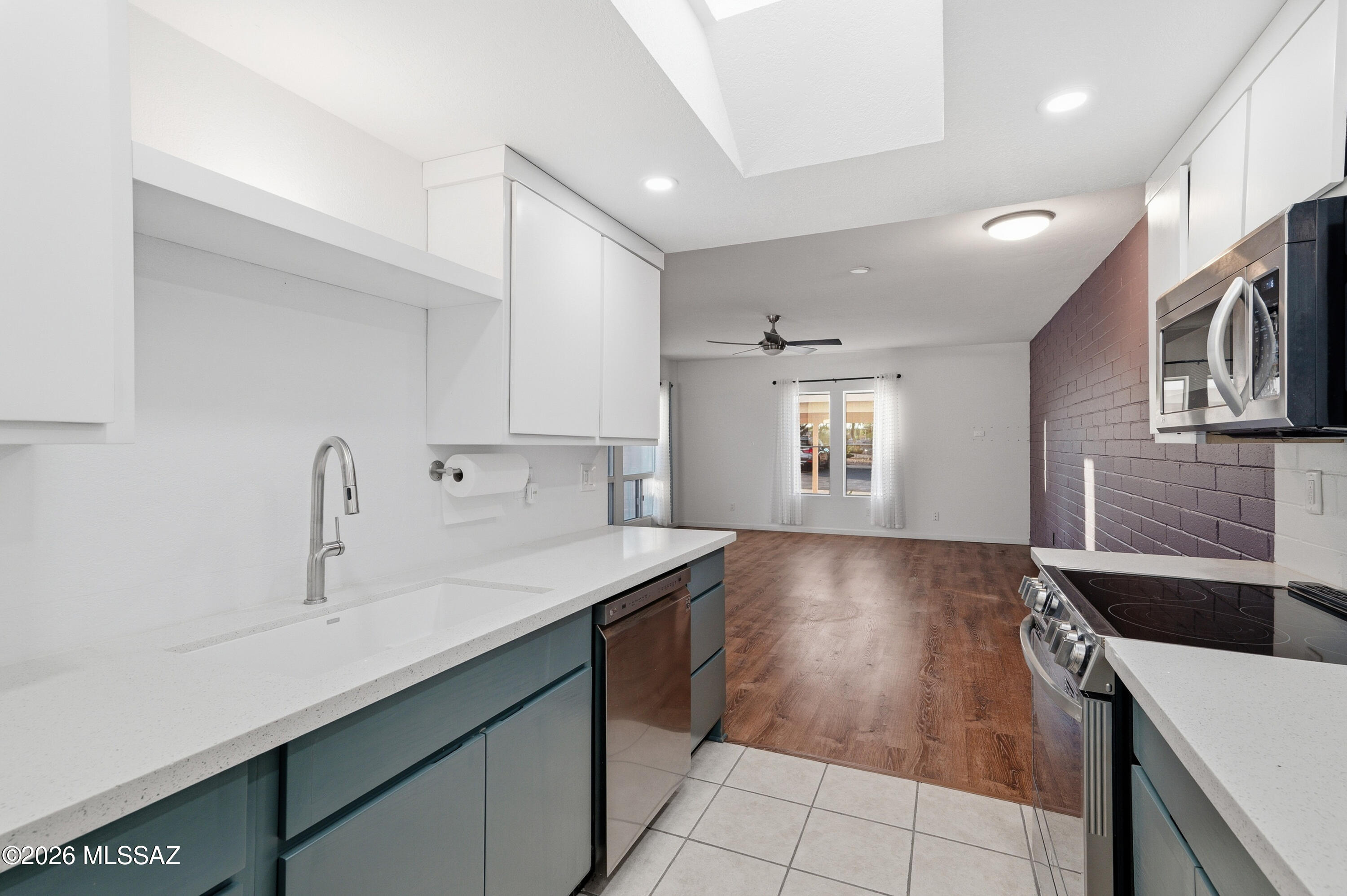Green Valley Townhouses NO.7 - Residential