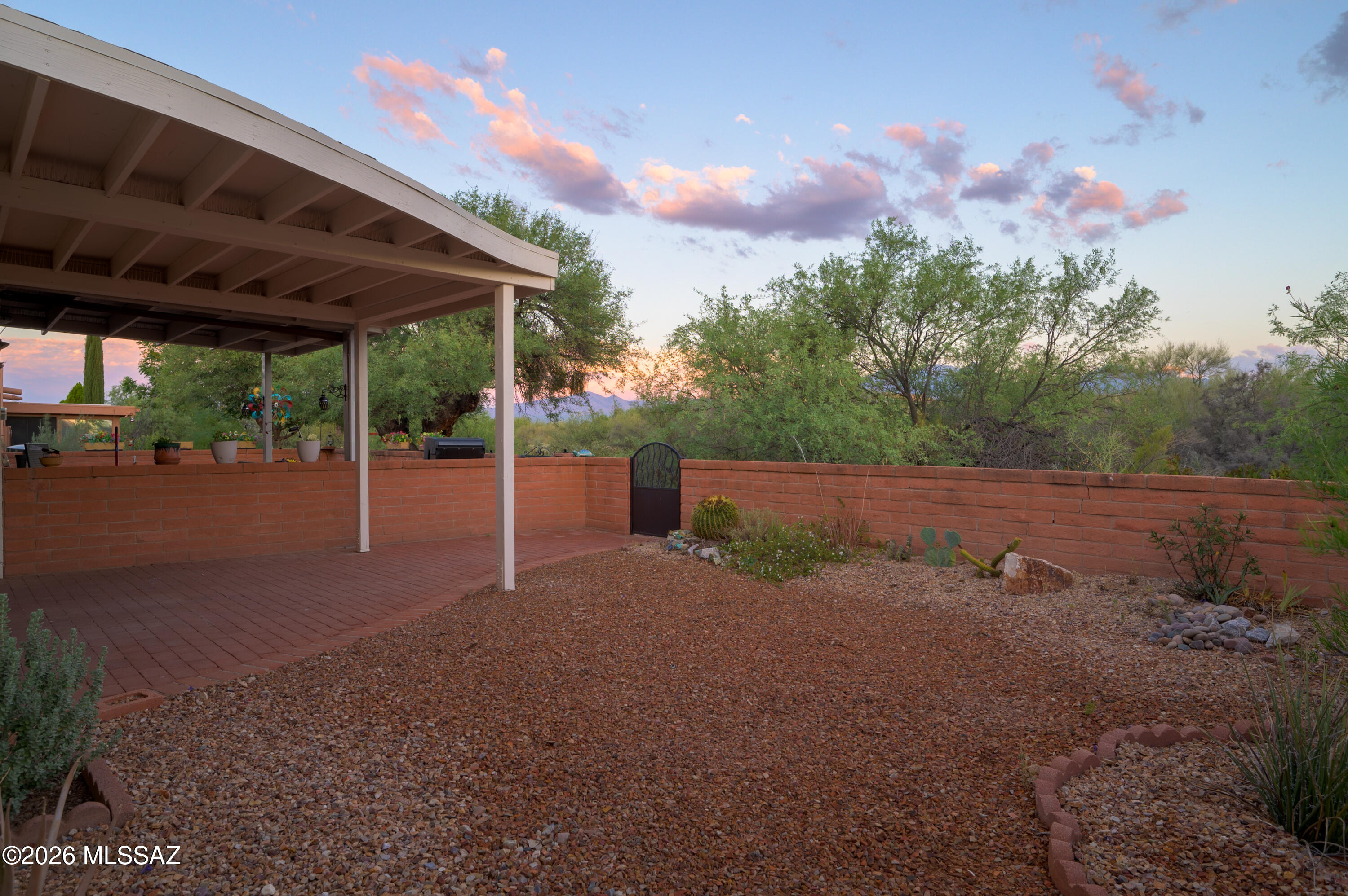 Green Valley Townhouses NO.7 - Residential