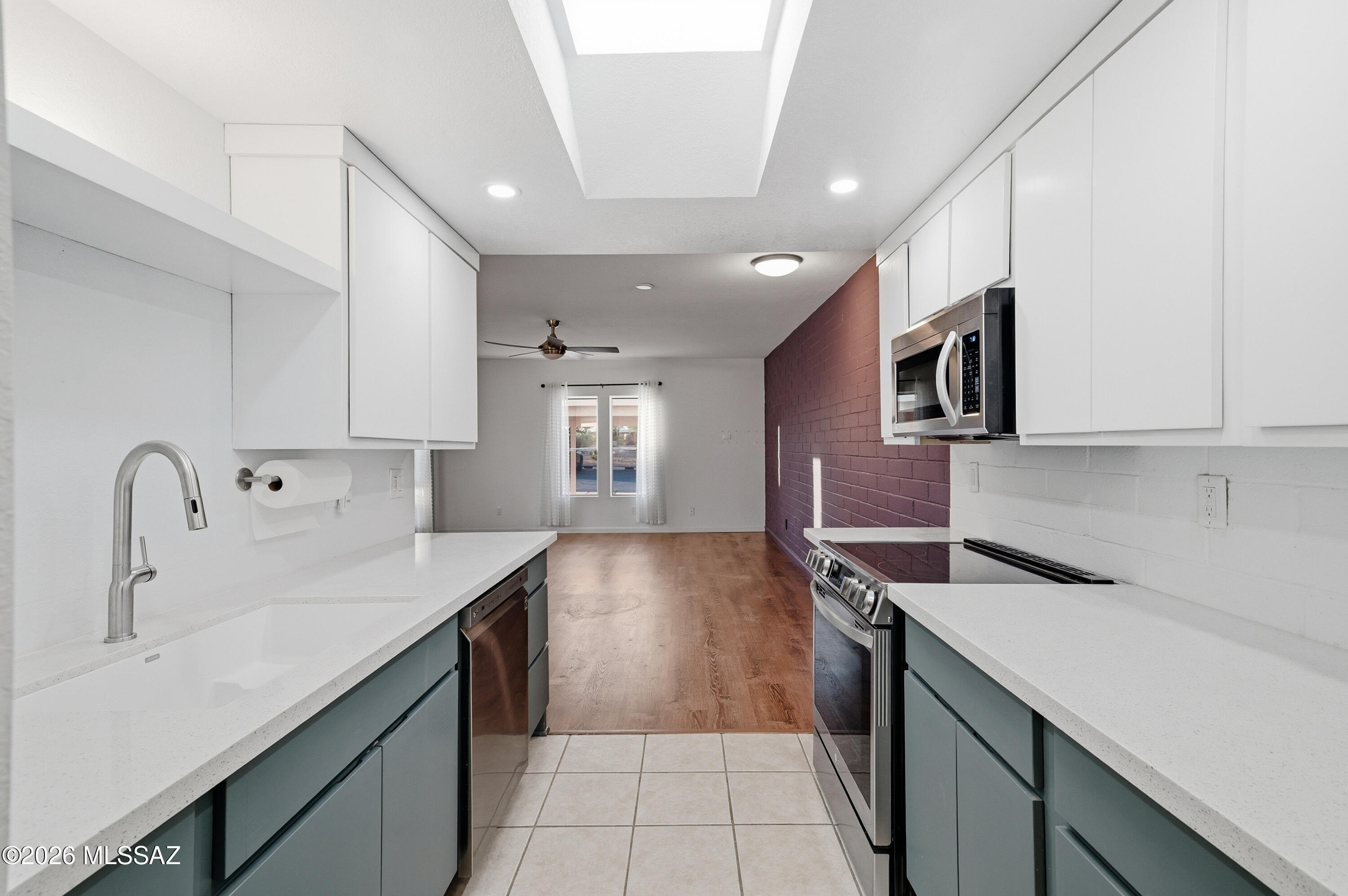 Green Valley Townhouses NO.7 - Residential