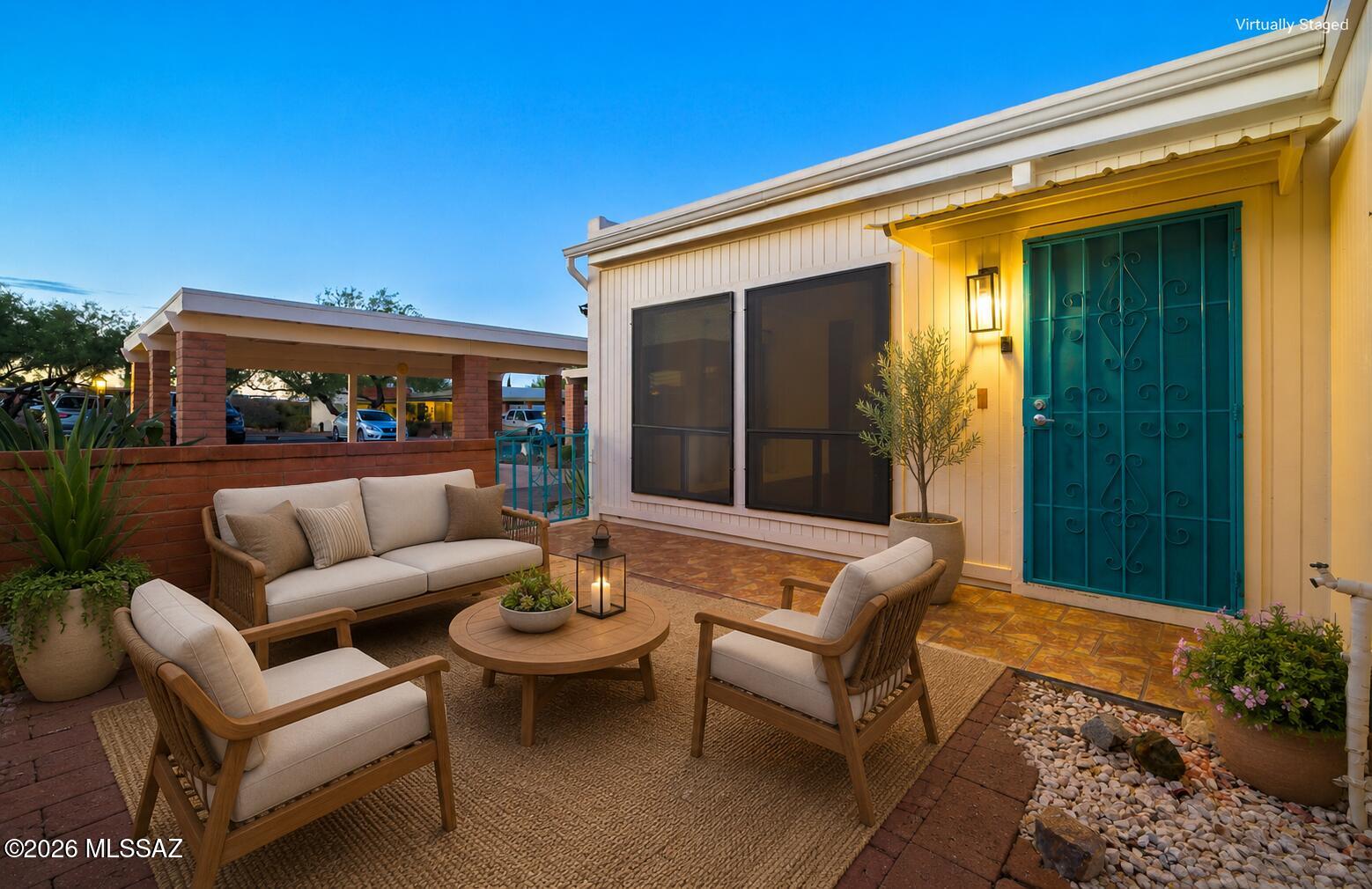 Green Valley Townhouses NO.7 - Residential