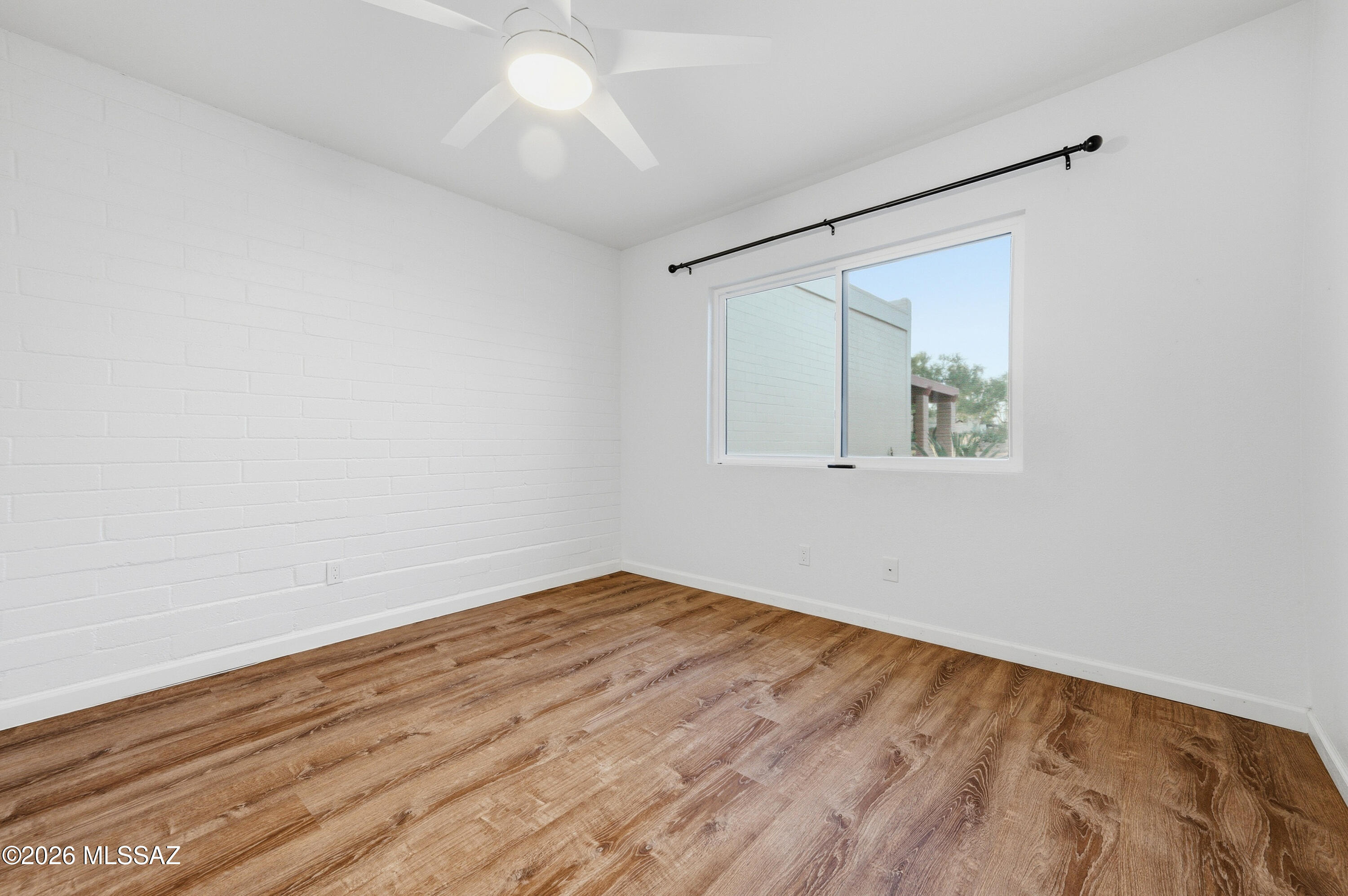 Green Valley Townhouses NO.7 - Residential