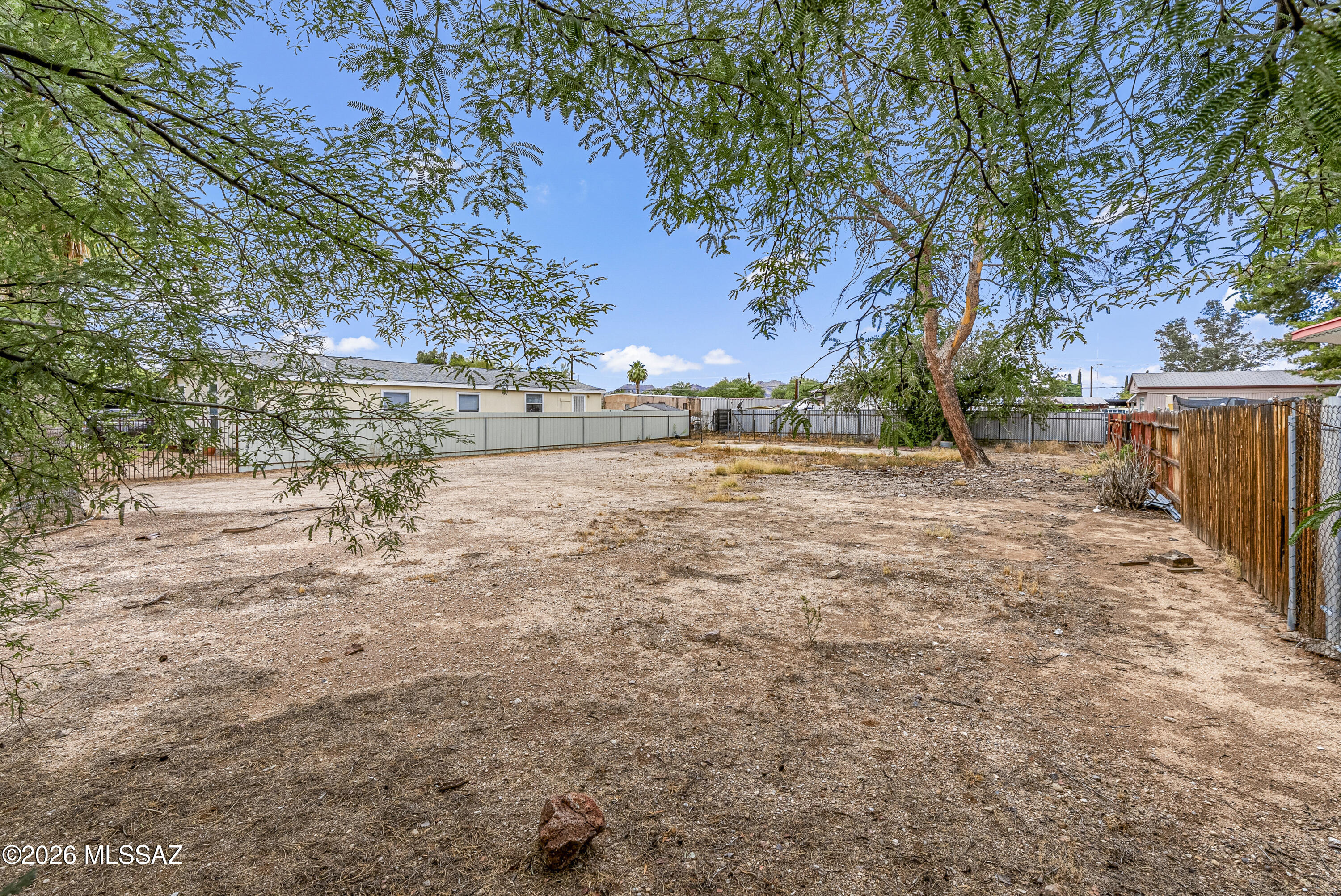 Pomona Addition - Land