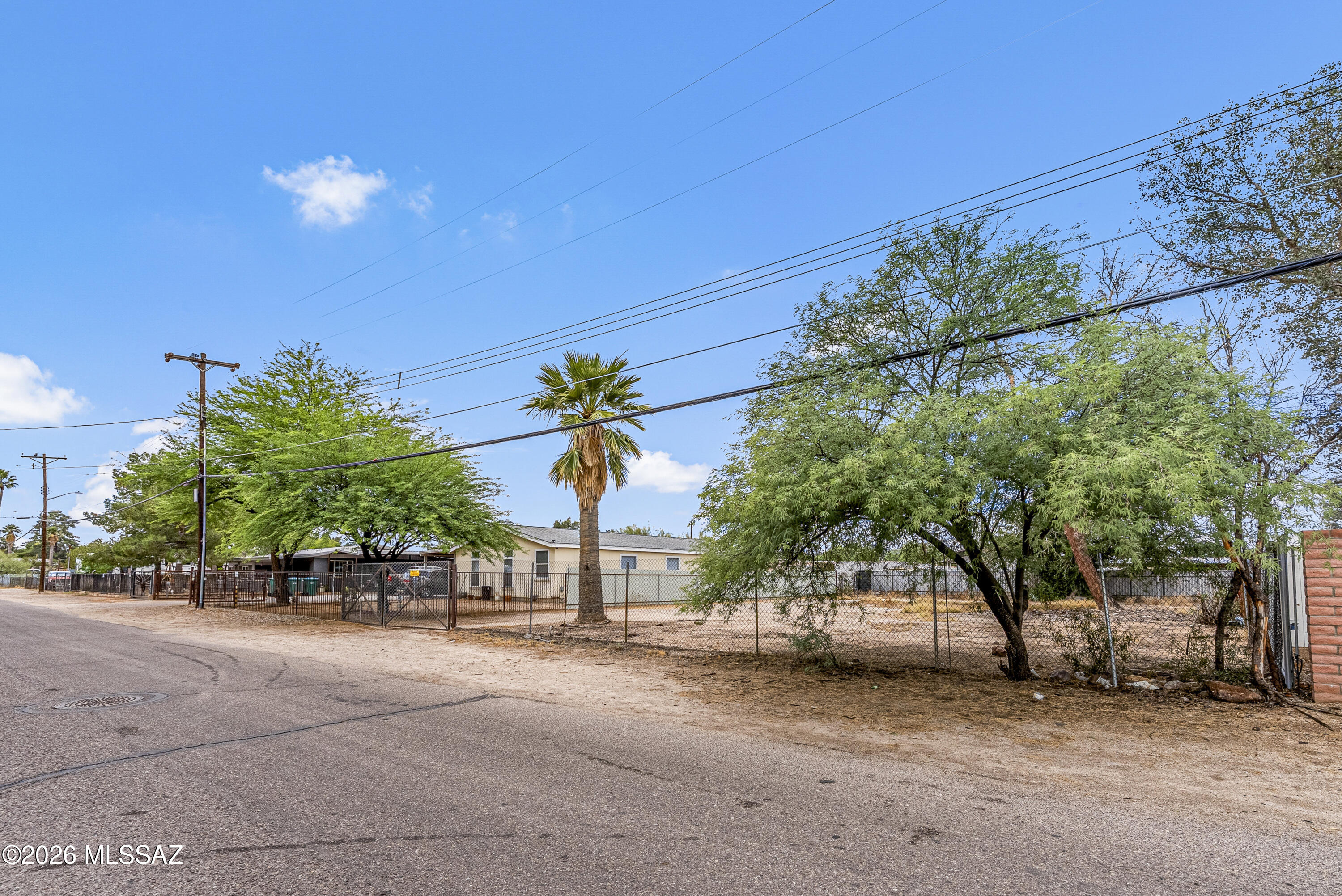 Pomona Addition - Land