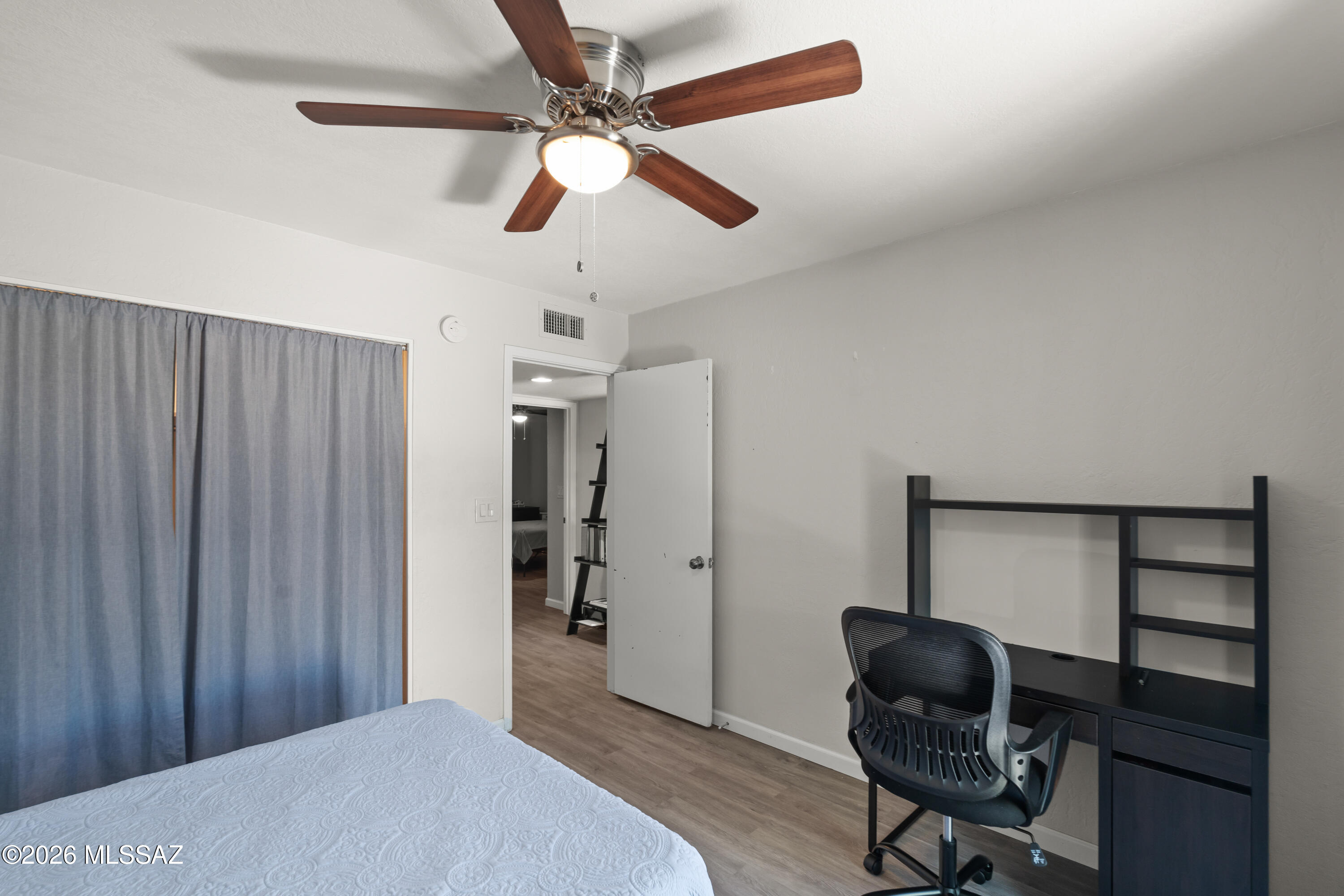 Valle Cereza (1-59) - Residential