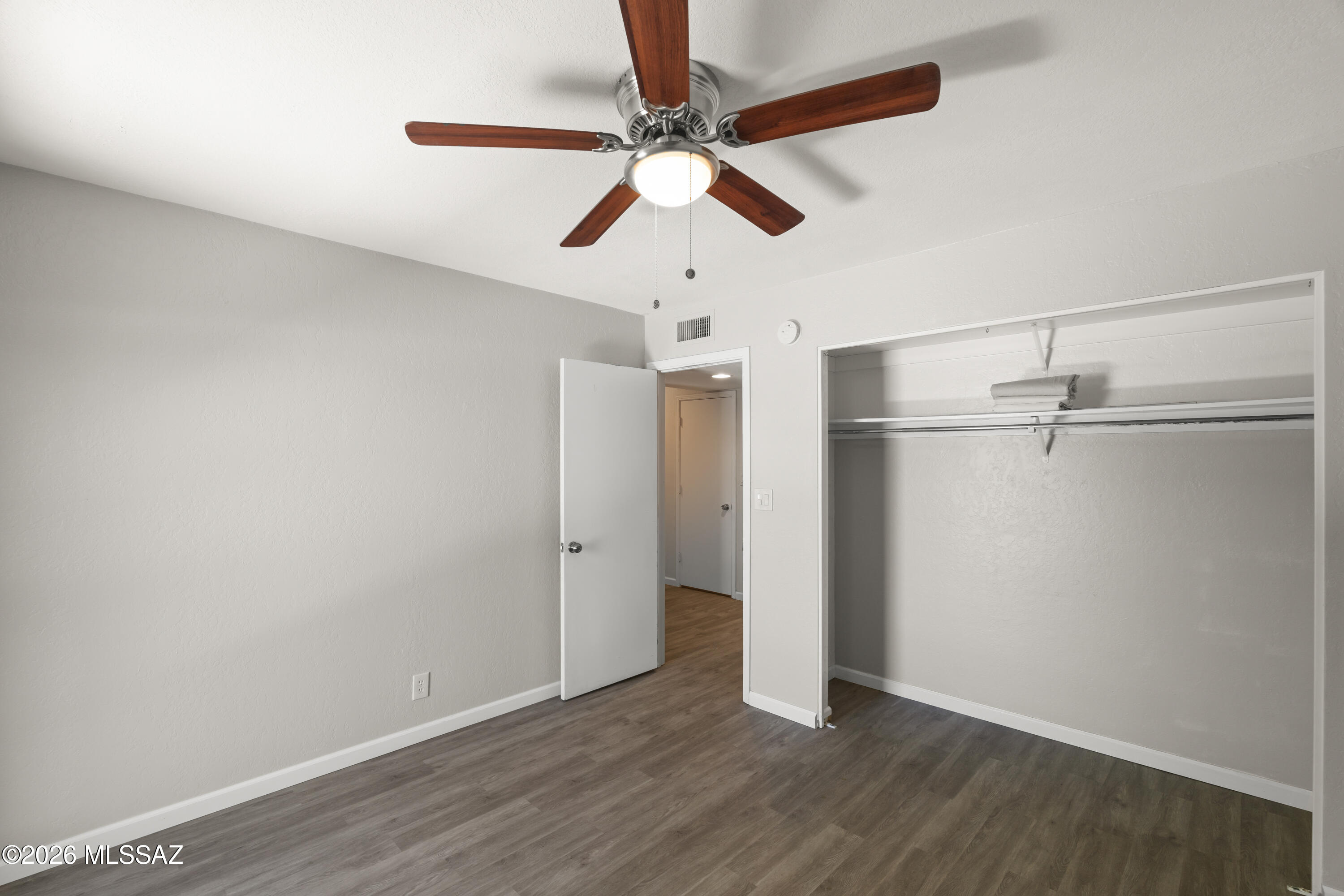Valle Cereza (1-59) - Residential