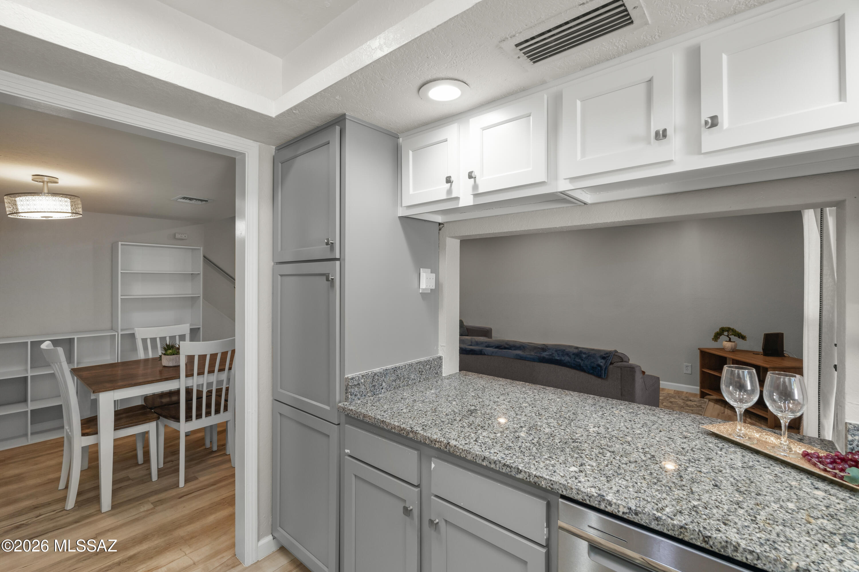 Valle Cereza (1-59) - Residential