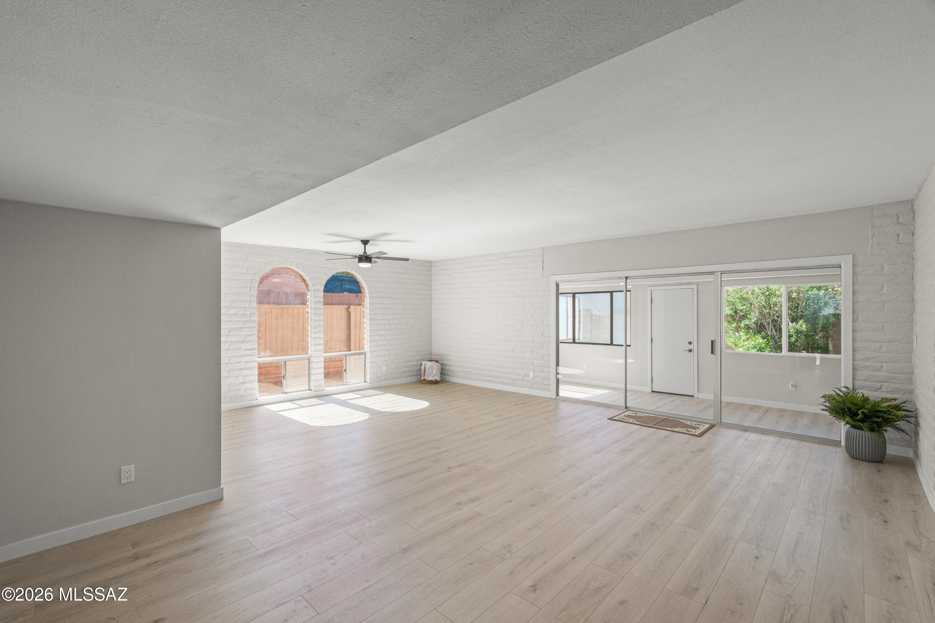 La Serena Townhouses (1-25) - Residential