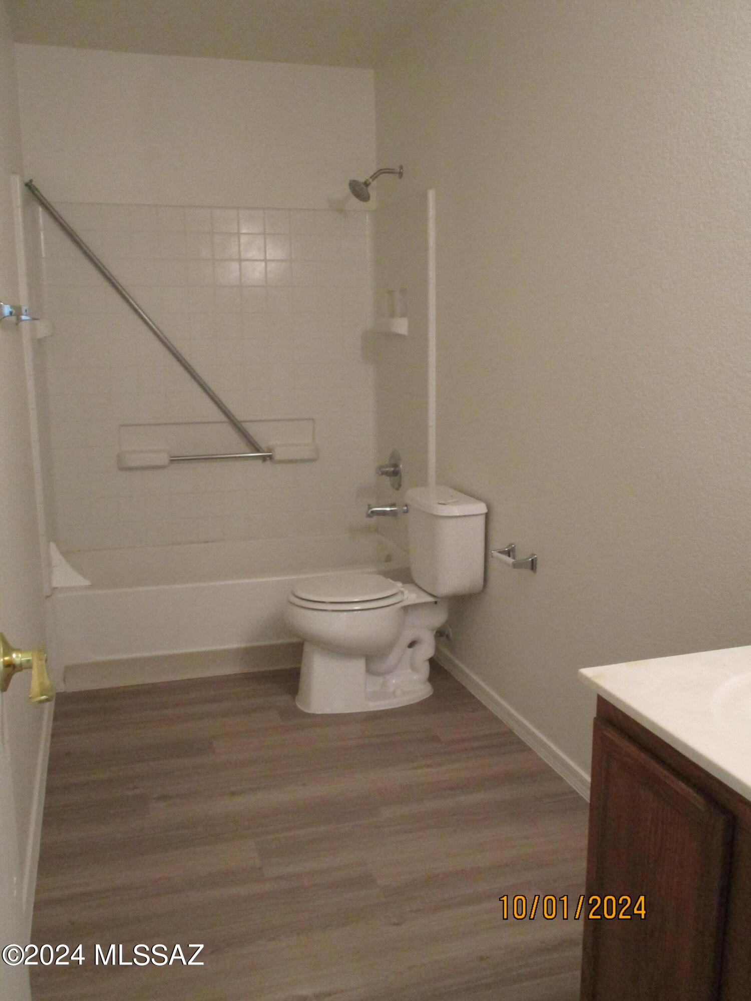 River Terrace (1-76) - Residential Lease