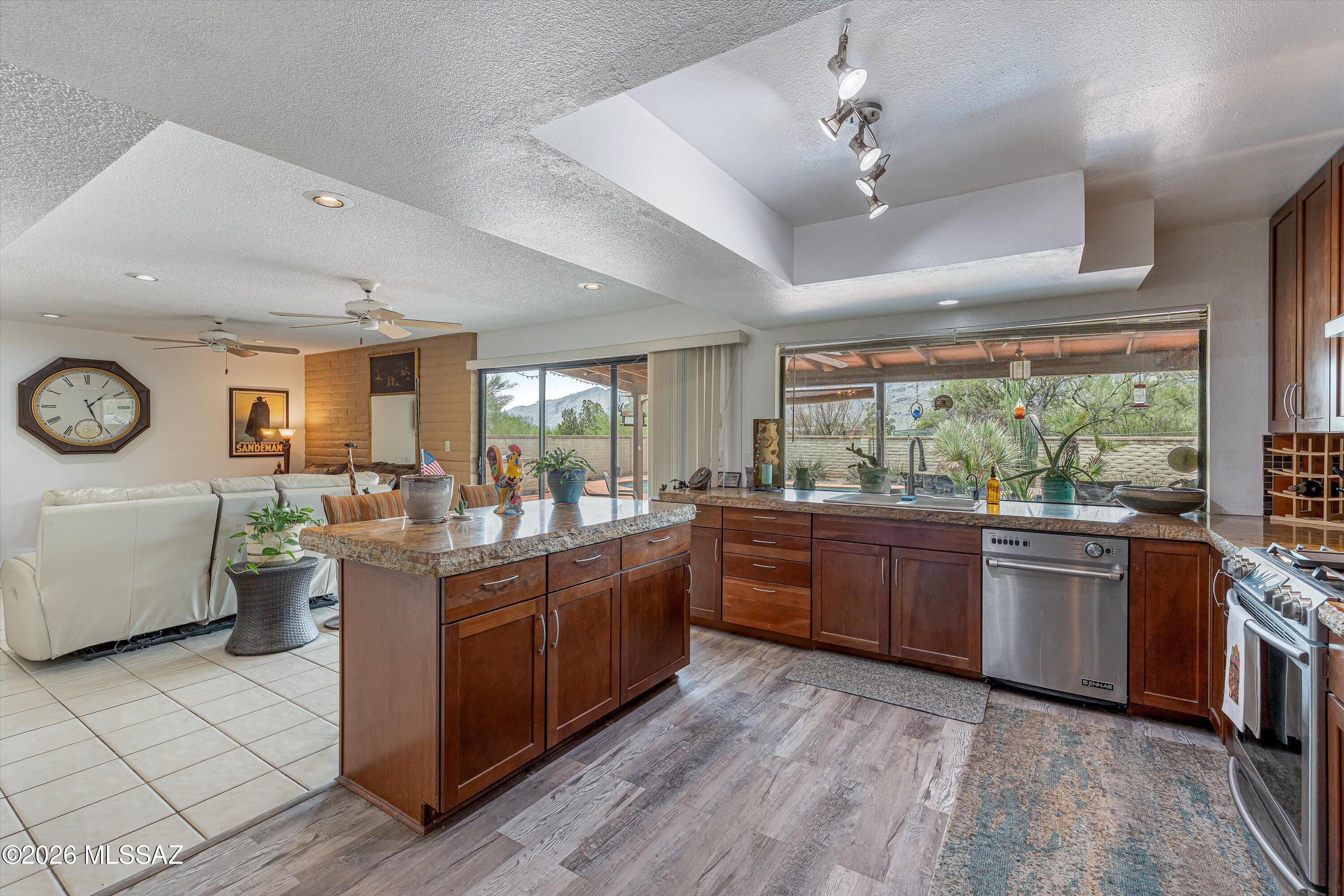 Rinconada Hills  (1-115) - Residential
