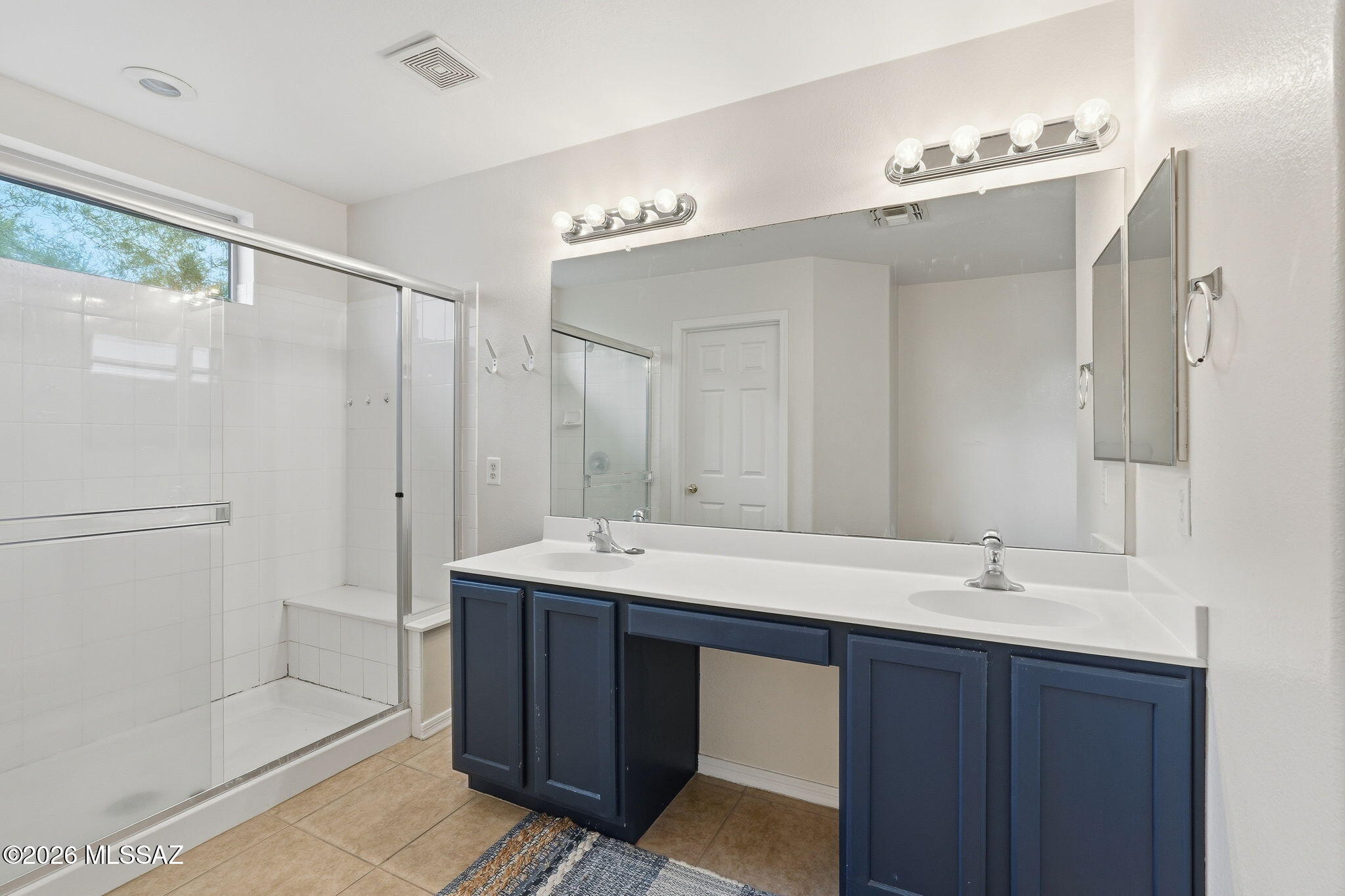 Presidio De Cancion (1-200) - Residential