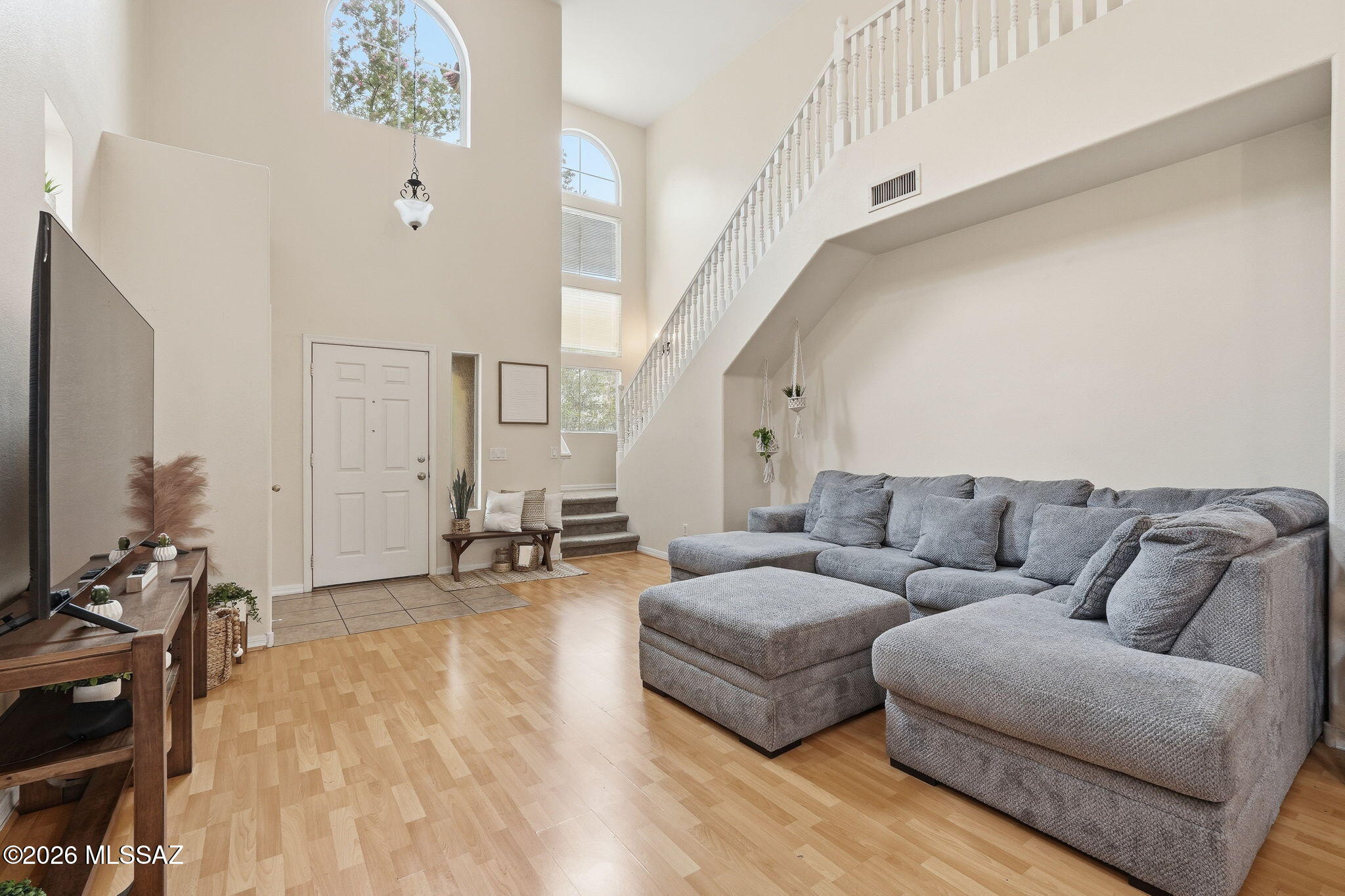 Presidio De Cancion (1-200) - Residential