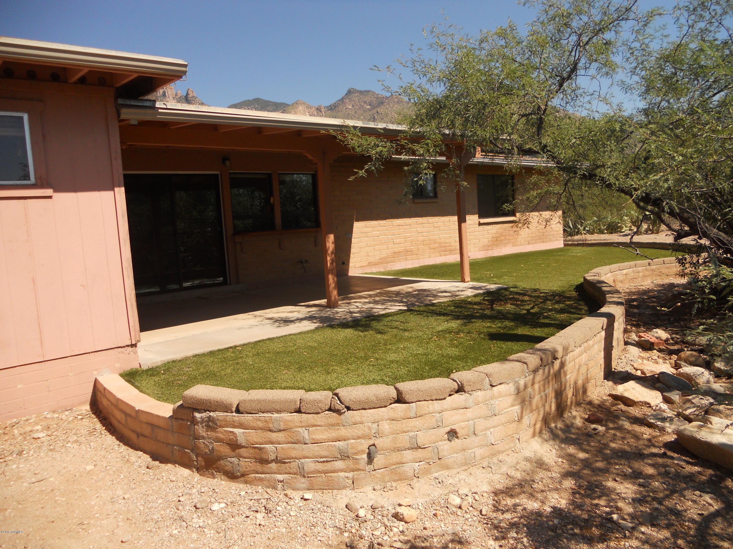 The Foothills Clusters (214-372) - Residential Lease