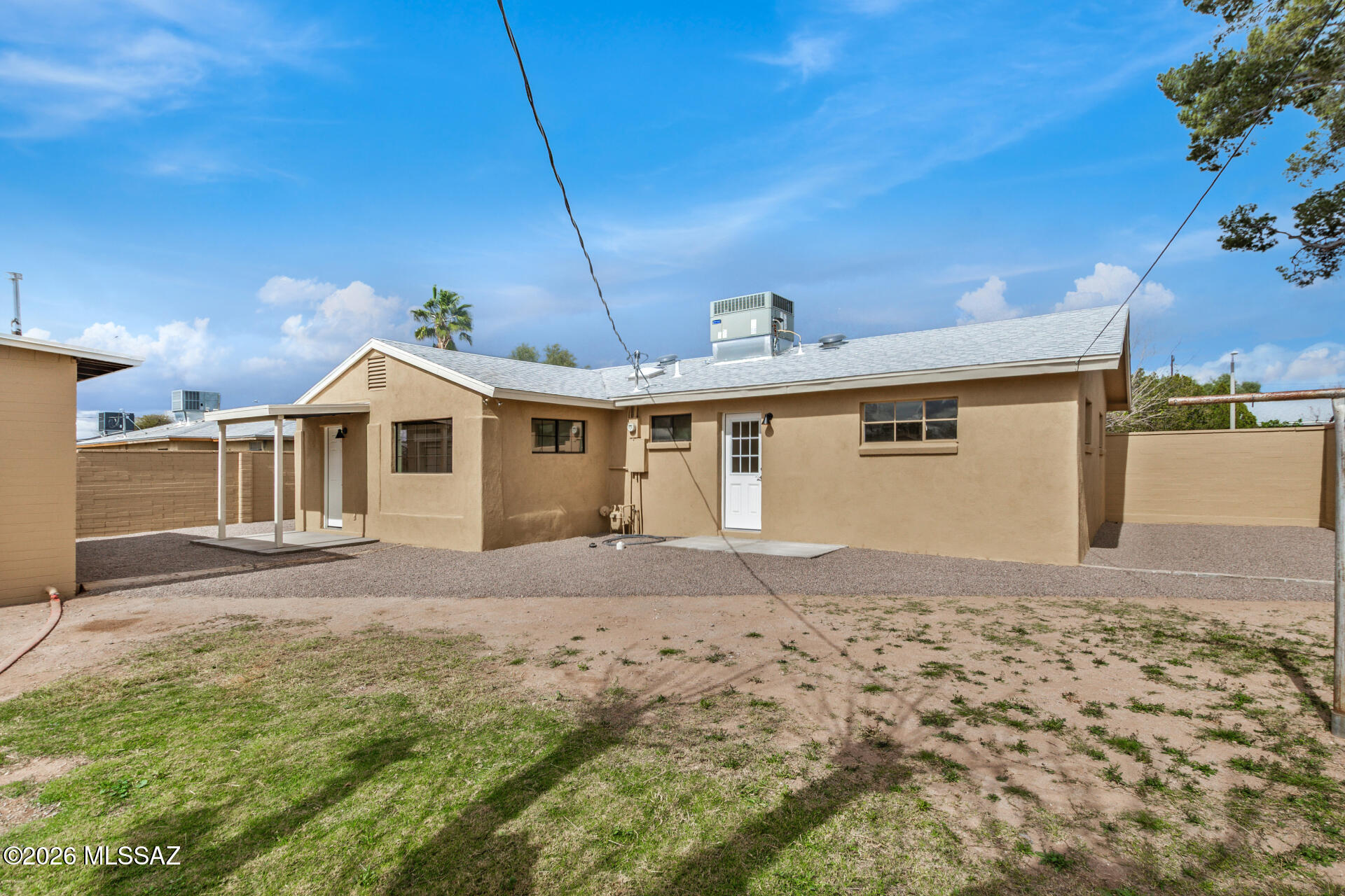 Mission Manor - Residential