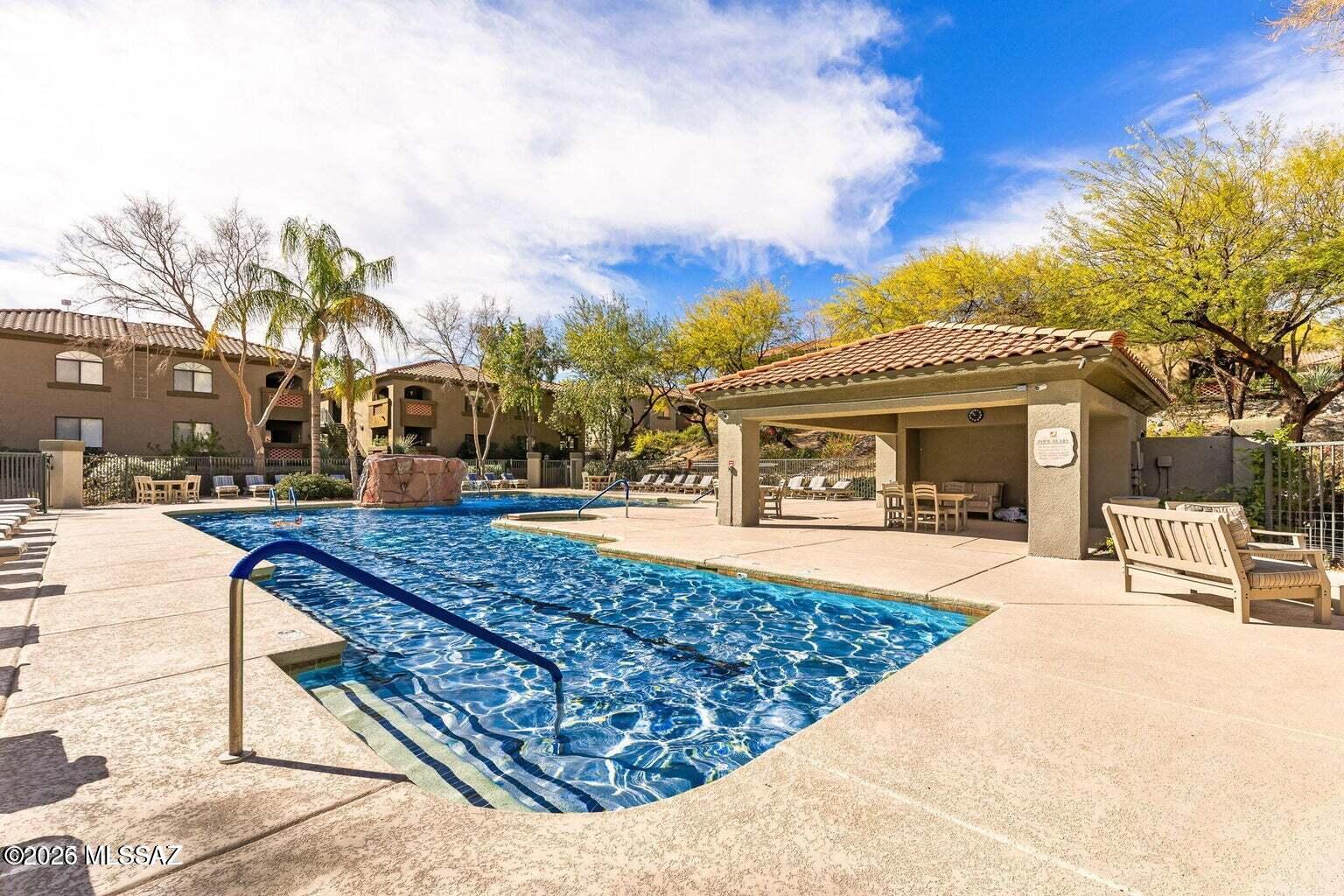 Veranda at Ventana Condominiums - Residential