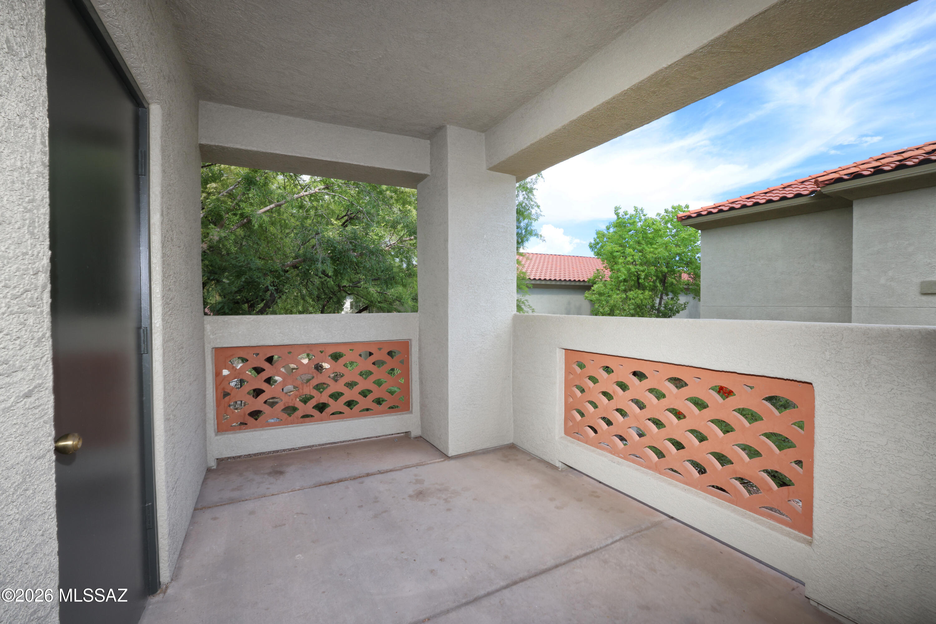Veranda at Ventana Condominiums - Residential