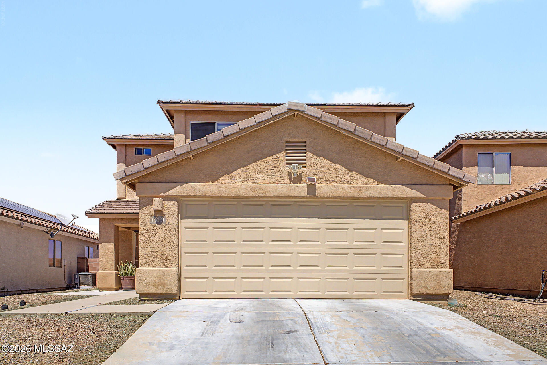 Fantastic opportunity to own this lovely 4-bedroom residence in Valencia Reserve! You'll be delighted by the appealing open layout with high ceilings, a soothing palette, blinds, and wood-look flooring. The well-appointed kitchen features contemporary track lighting, ample wood cabinetry, stainless steel appliances, and a peninsula with a breakfast bar for casual dining. The primary bedroom showcases soft carpeting and a private bathroom for added comfort. Imagine enchanting evenings in the sizeable backyard, offering a spacious patio, breathtaking mountain views that provide a picturesque backdrop, and abundant space for crafting your dream outdoor oasis. Don't miss your chance to acquire this adorable gem!
