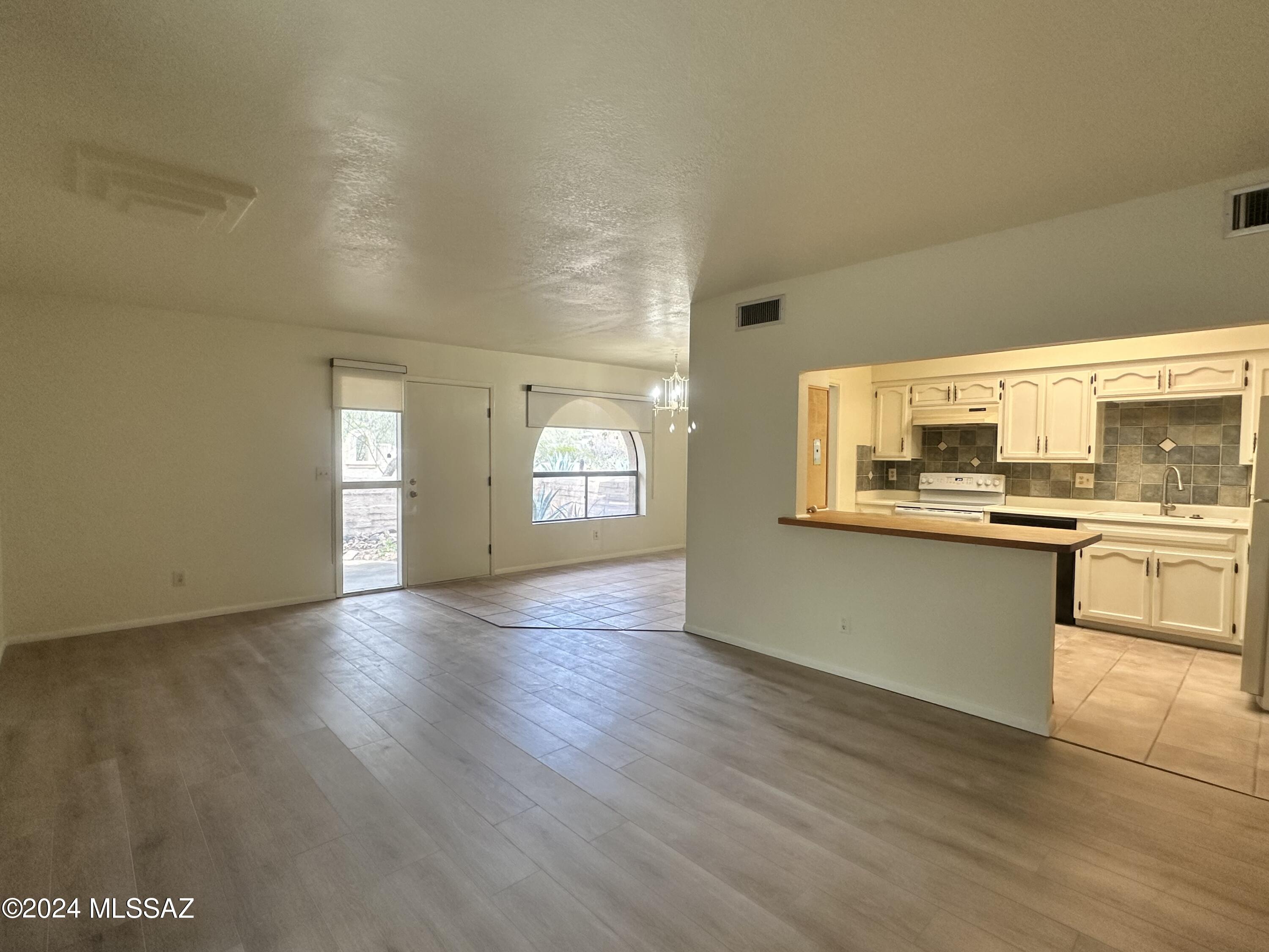 Pueblo Villas - Residential Lease