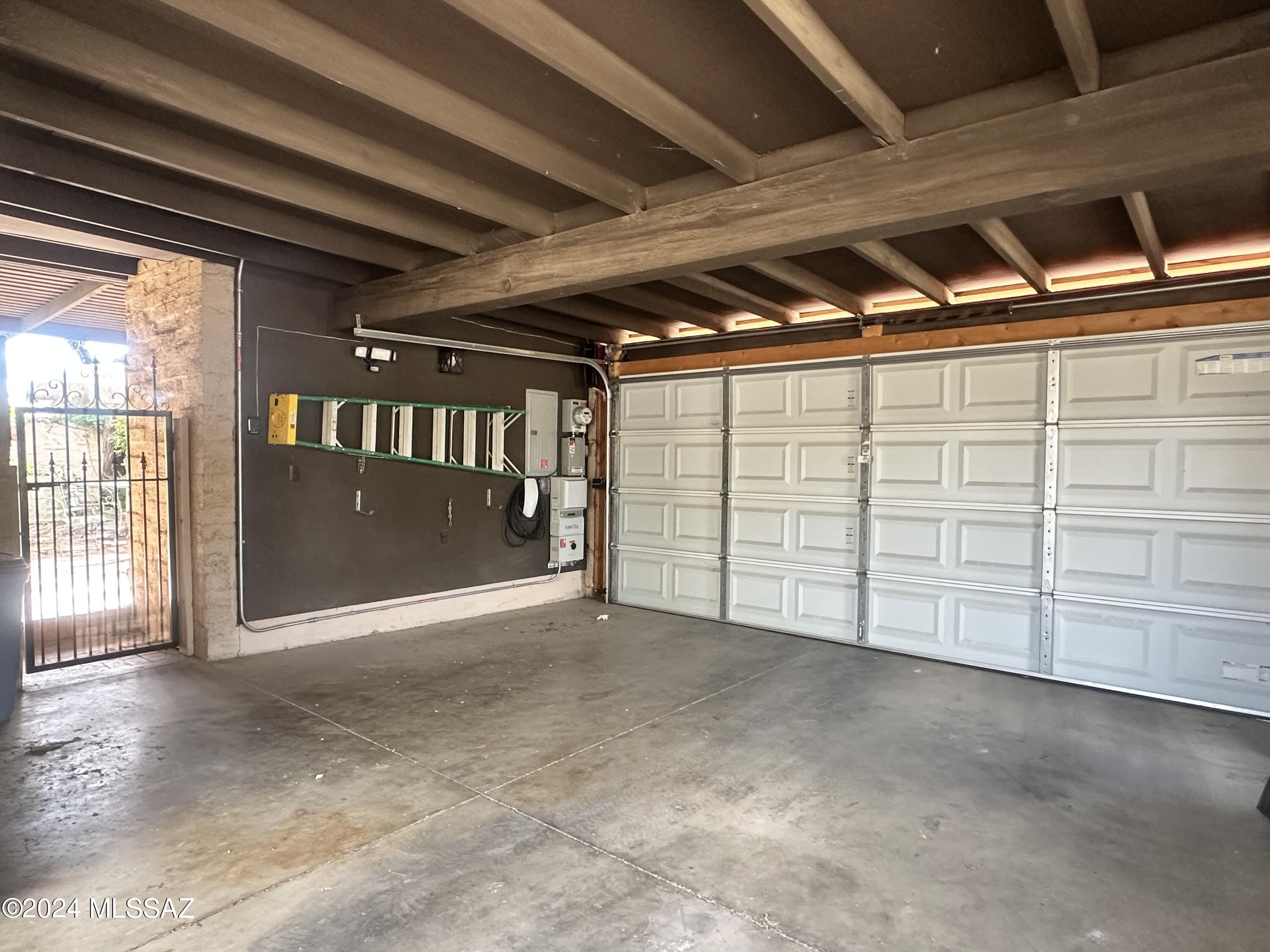 Pueblo Villas - Residential Lease