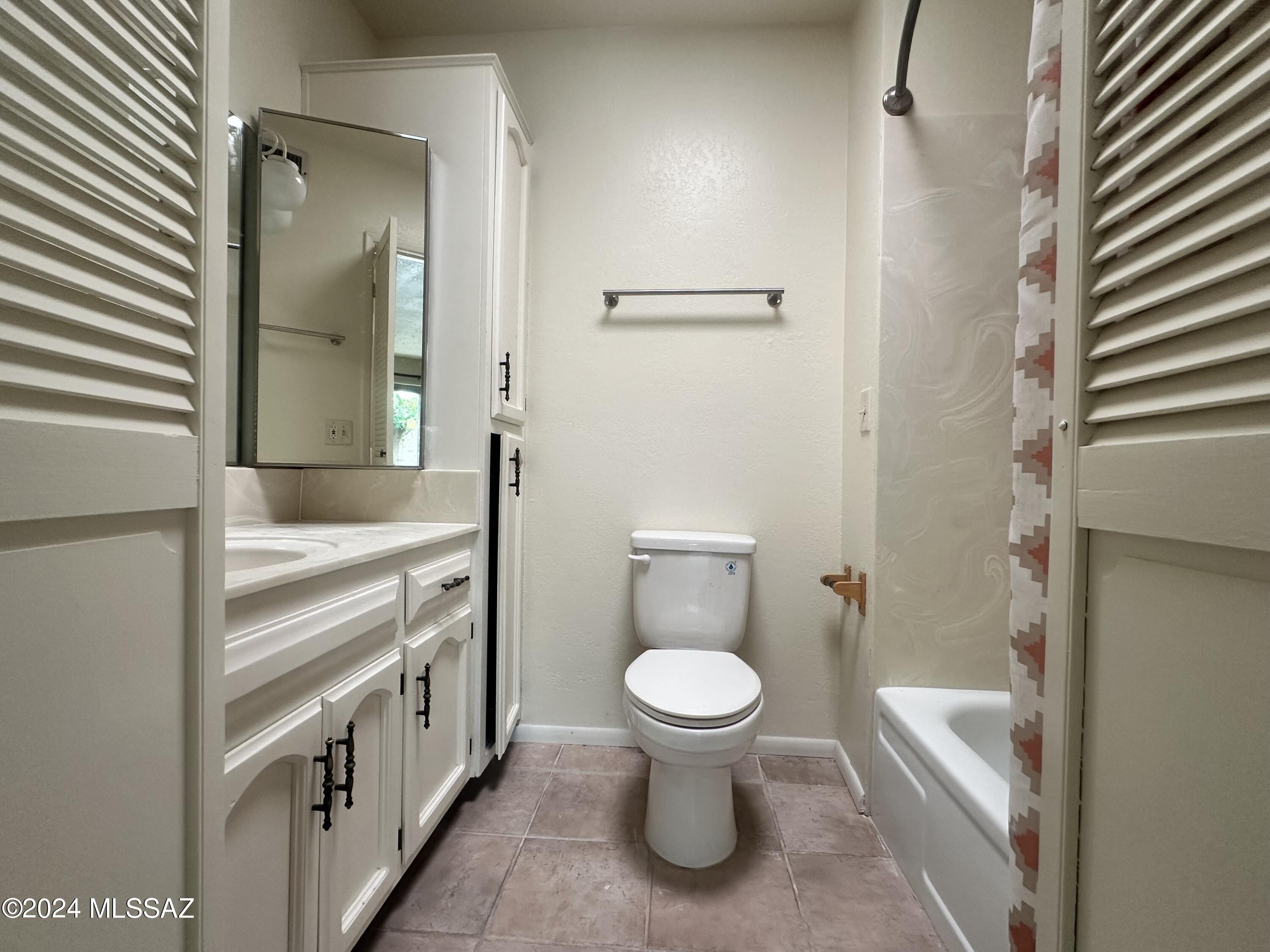 Pueblo Villas - Residential Lease