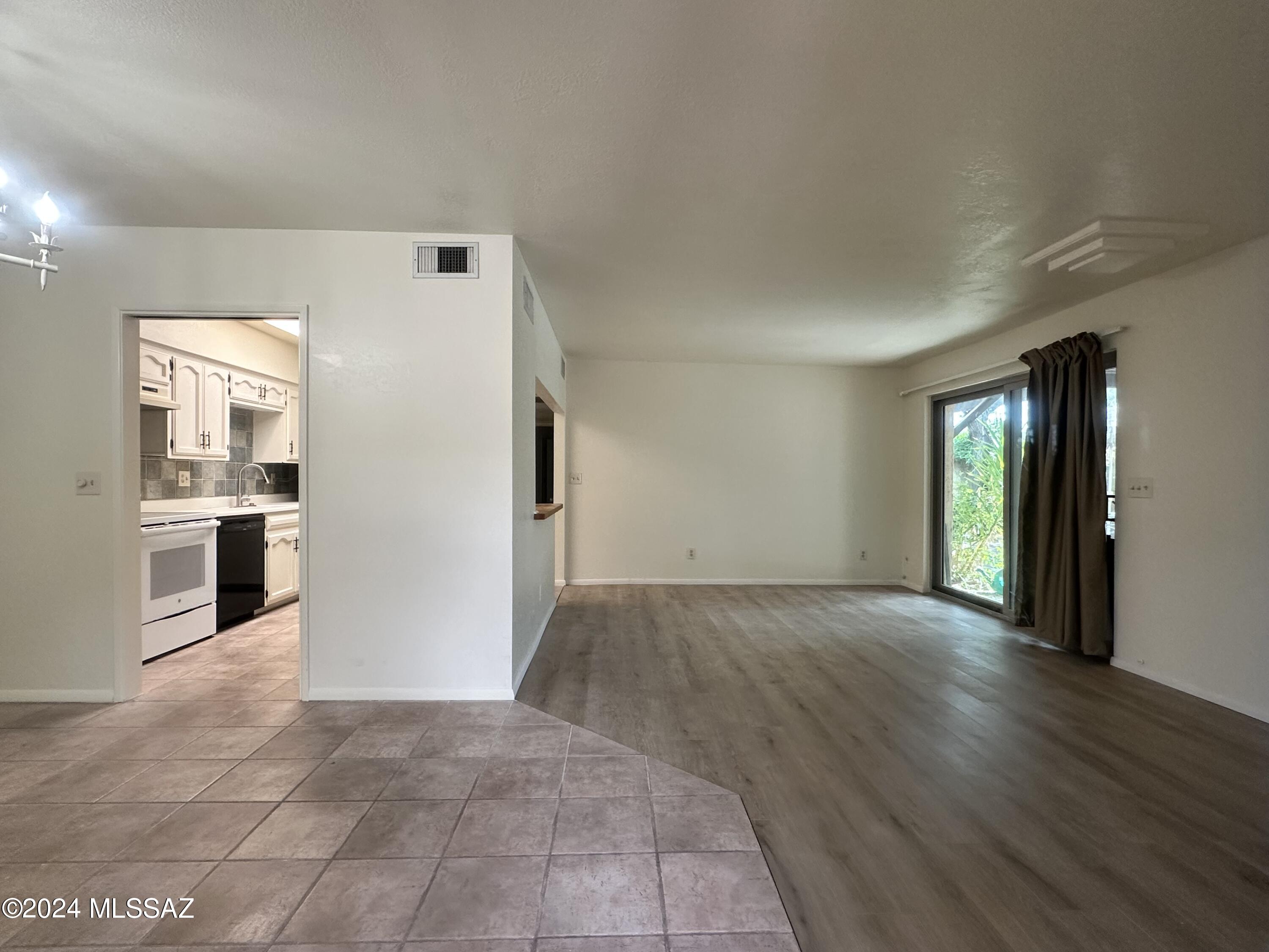 Pueblo Villas - Residential Lease