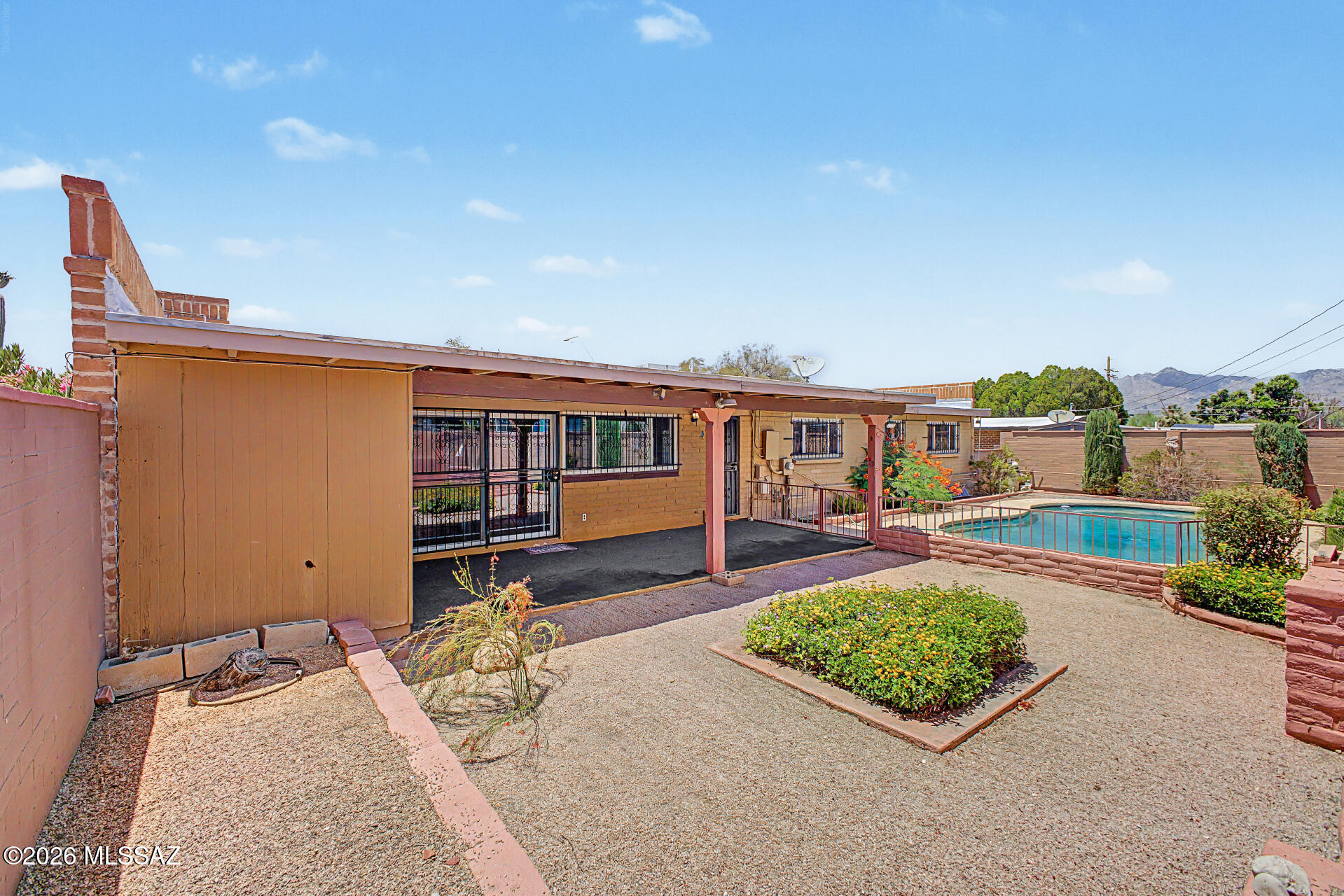 Eastern Hills (16-36) BLK 6 - Residential