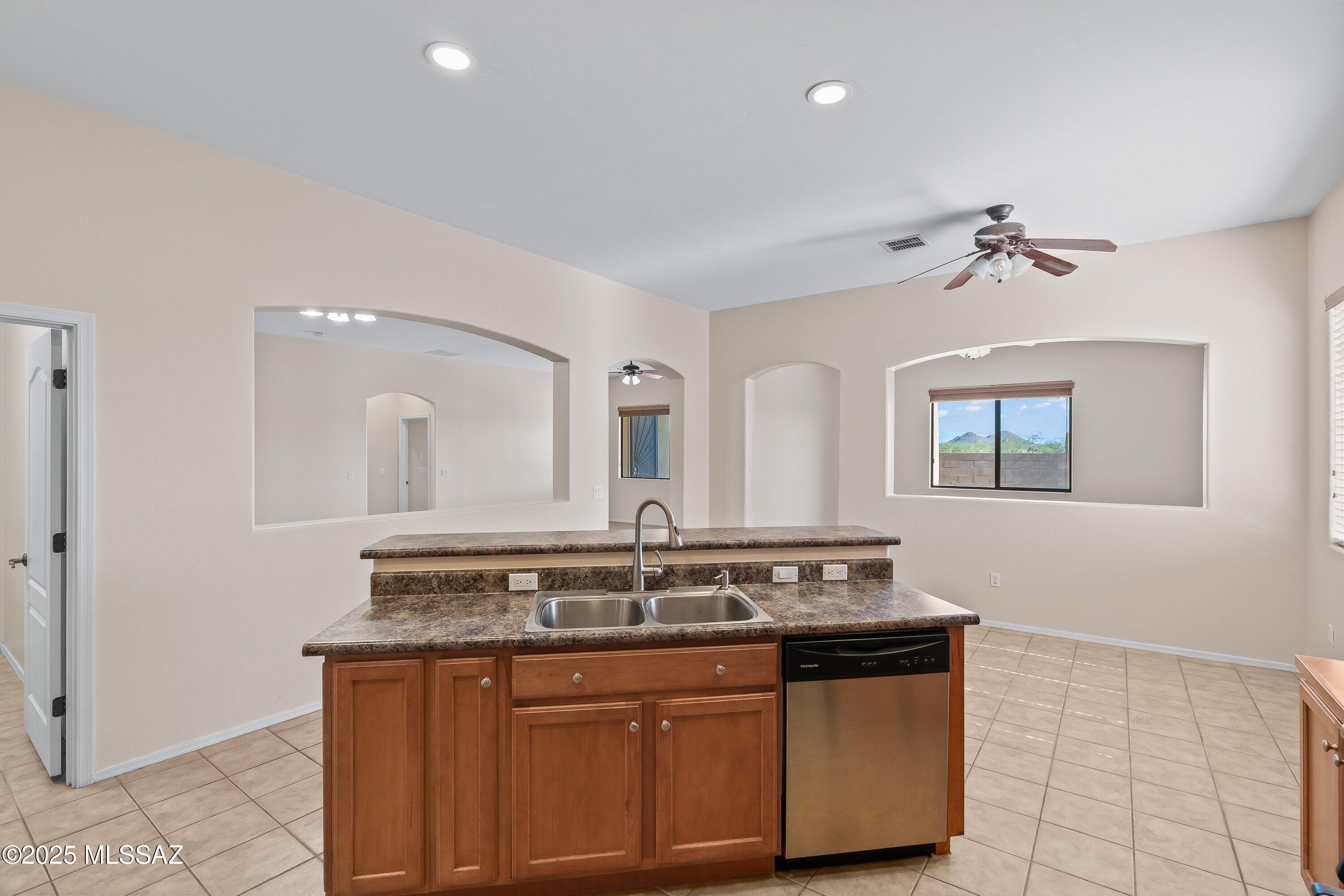 Star Valley Blk. 10 (1-228) - Residential