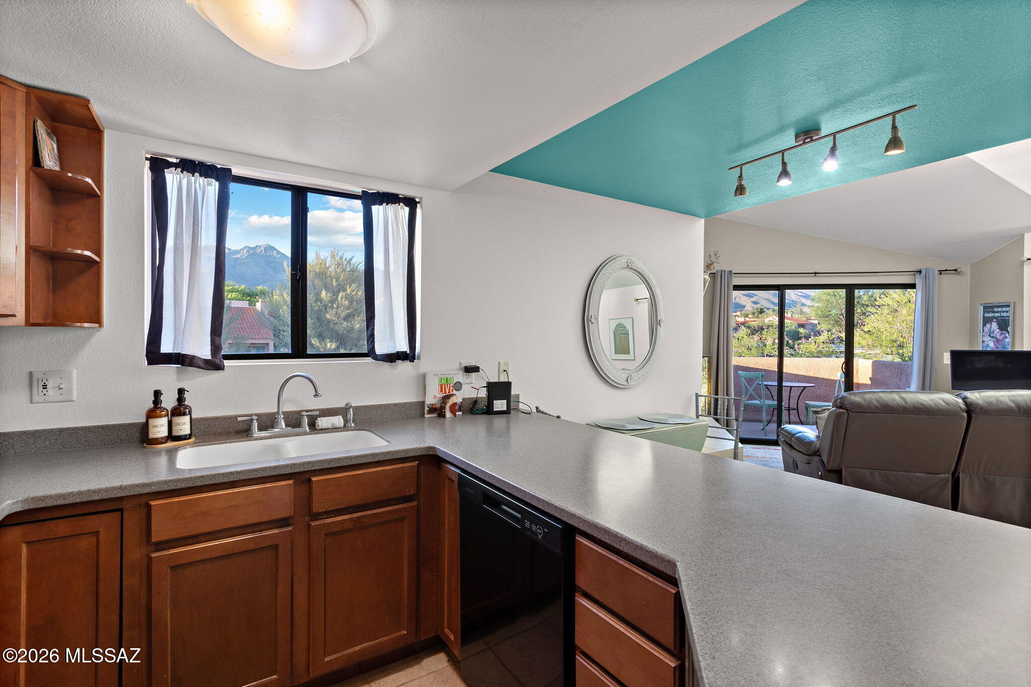Ventana Vista Condominiums - Residential