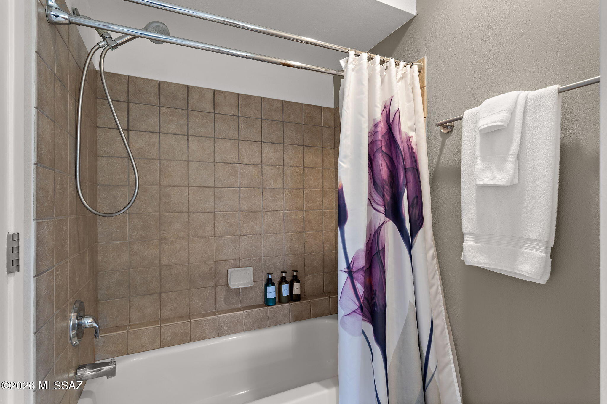 Ventana Vista Condominiums - Residential