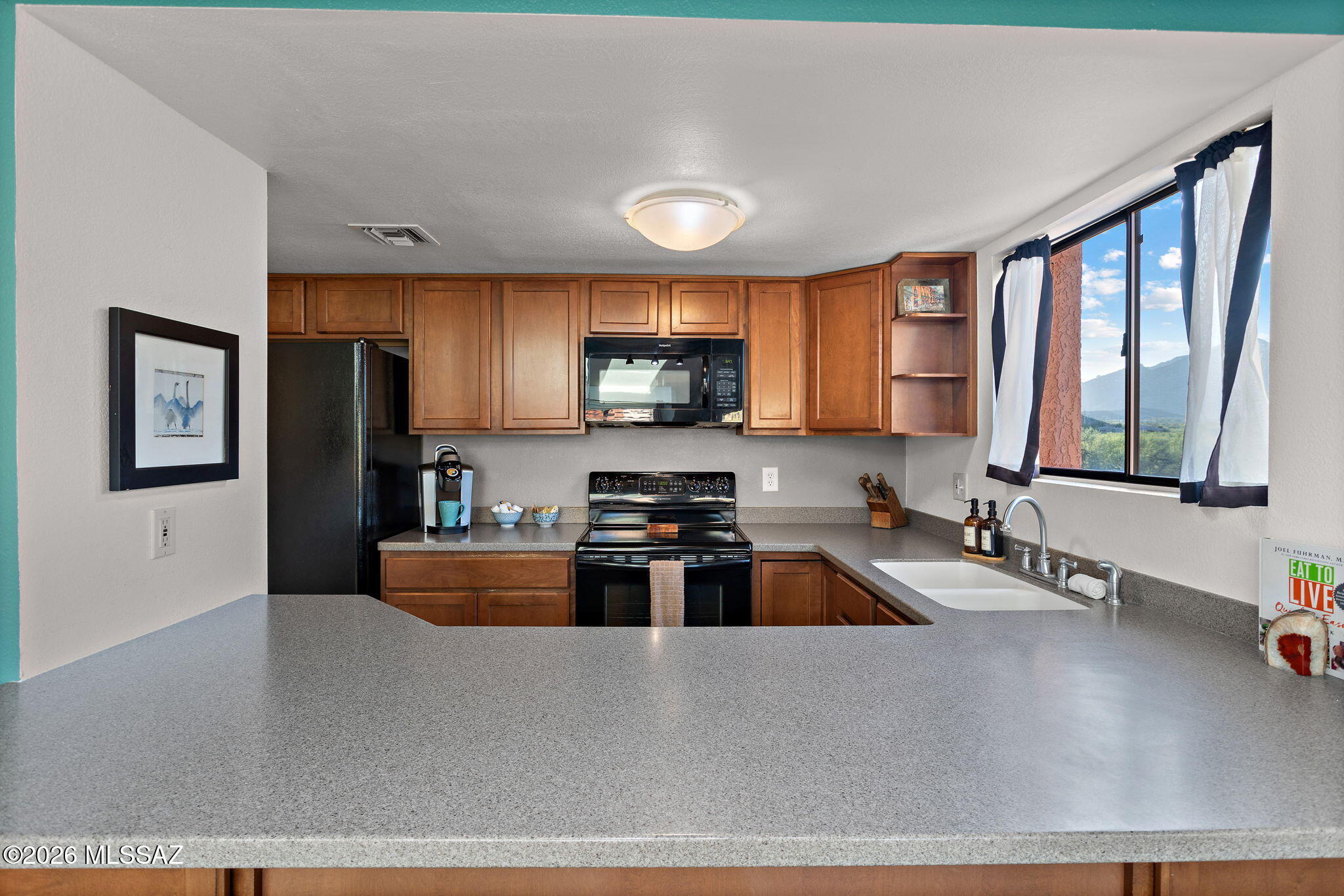 Ventana Vista Condominiums - Residential