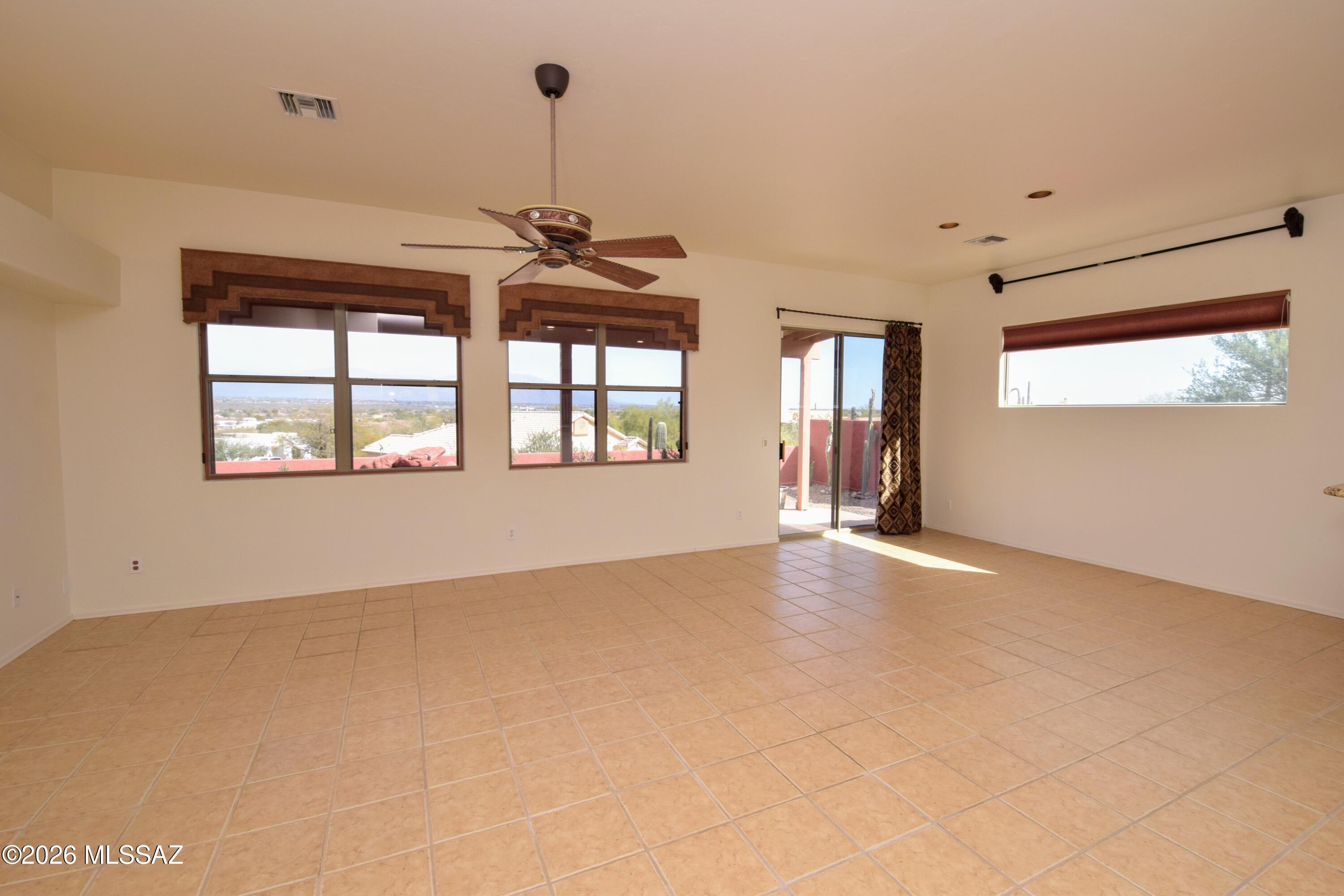 Los Morteros Est. (1-32) - Residential Lease