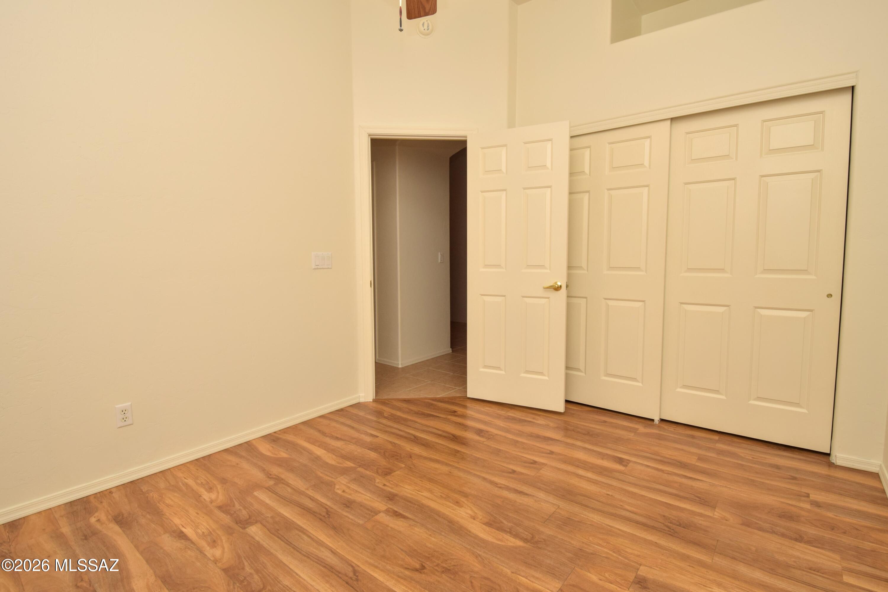 Los Morteros Est. (1-32) - Residential Lease
