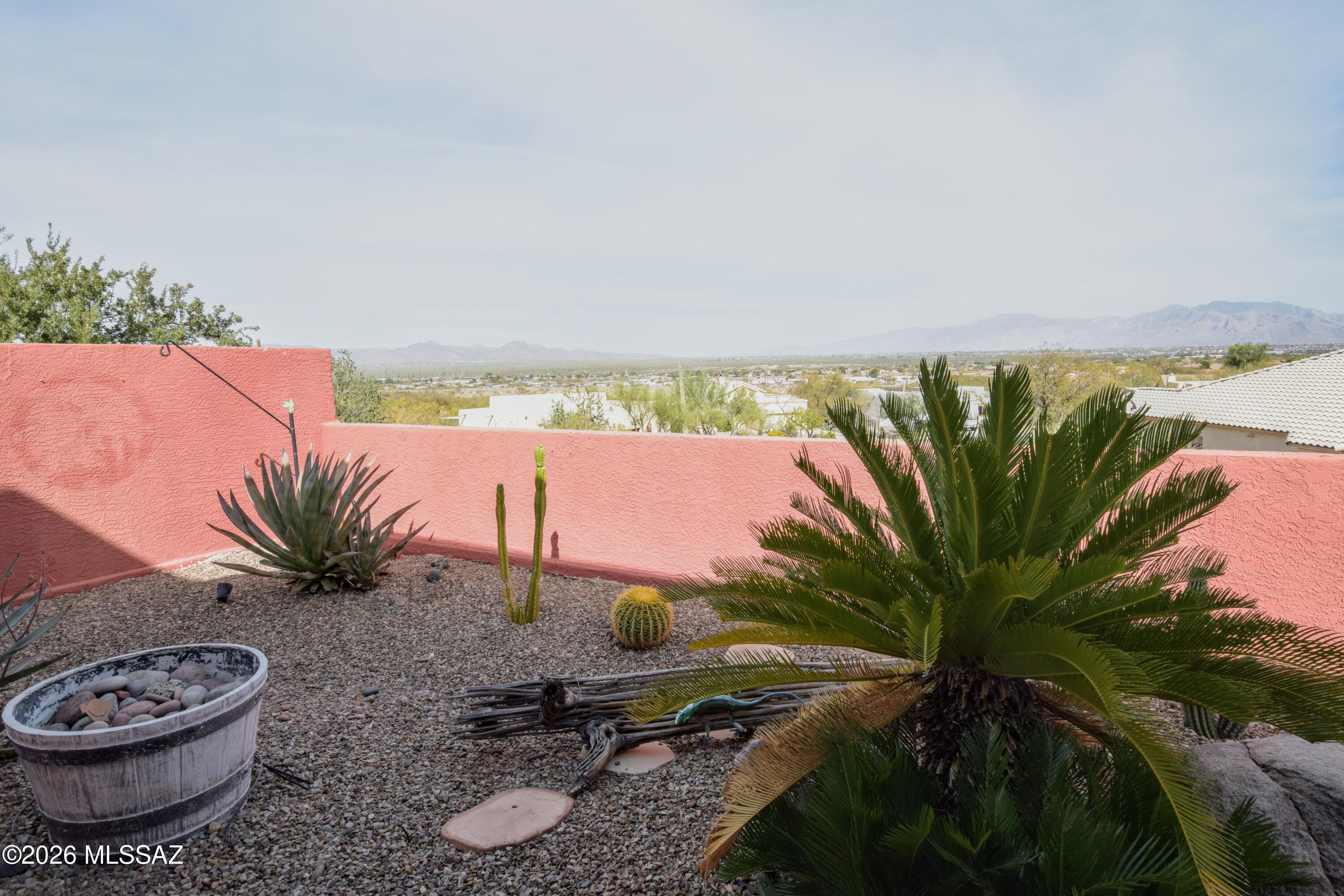 Los Morteros Est. (1-32) - Residential Lease