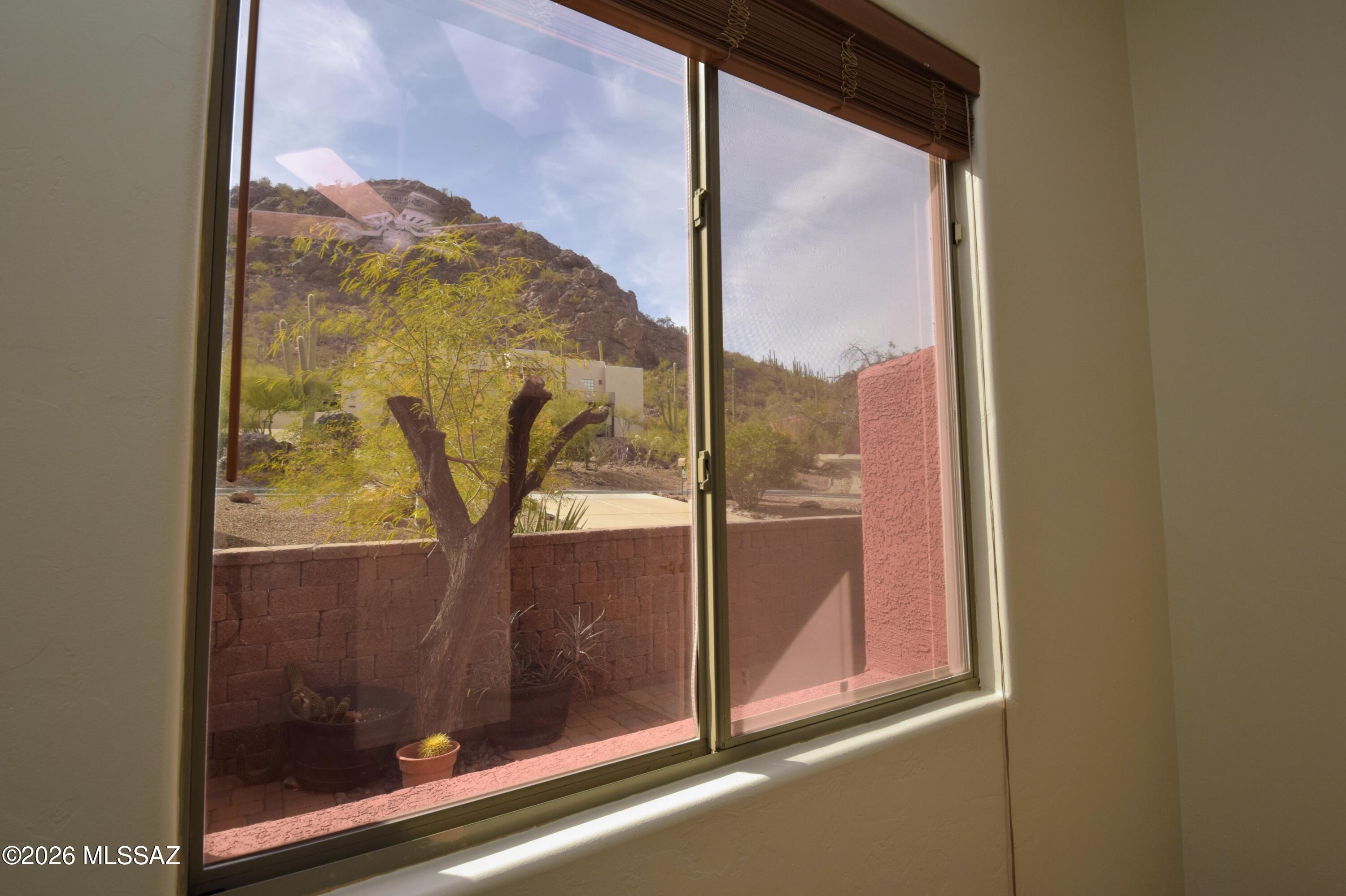 Los Morteros Est. (1-32) - Residential Lease