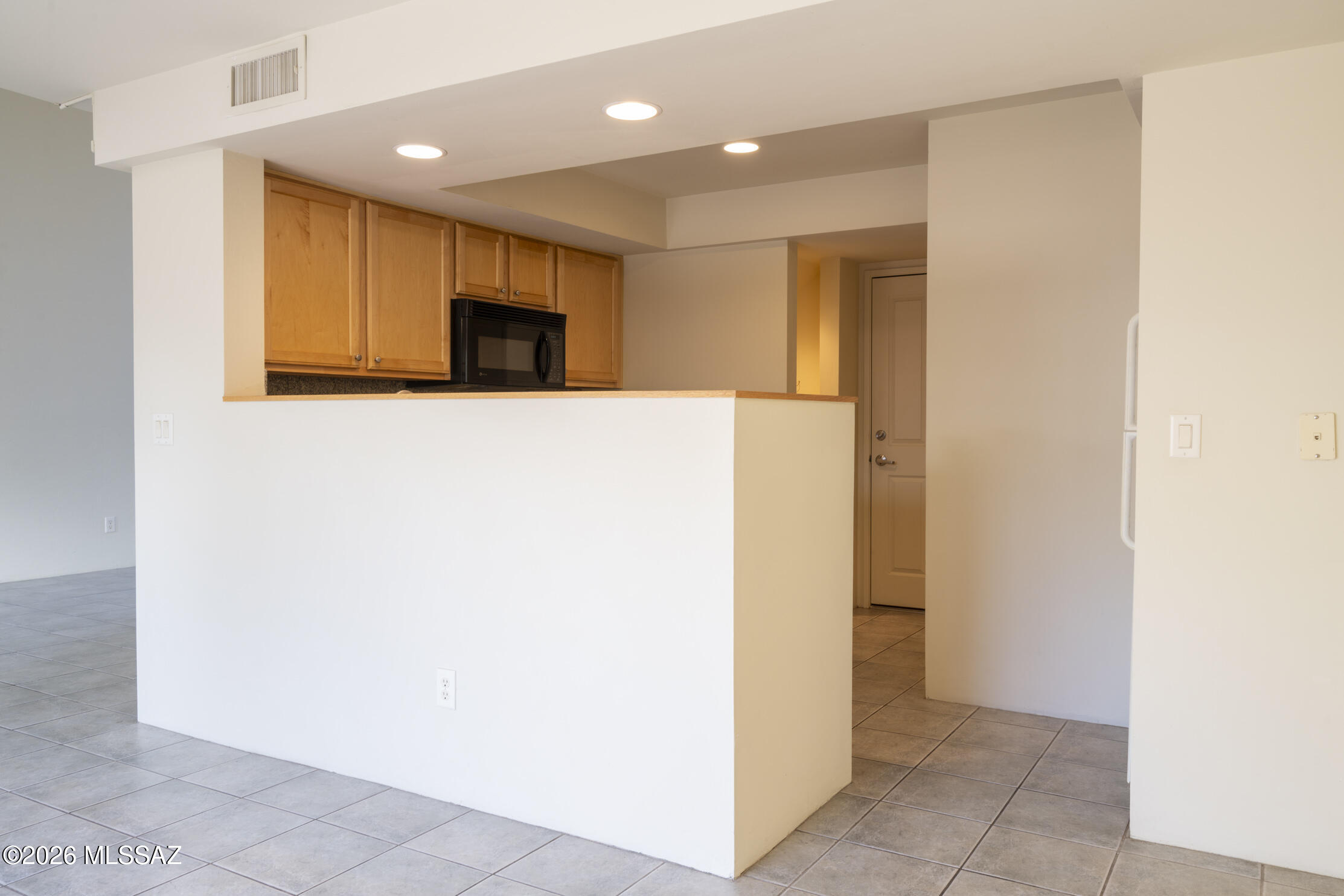 Country Club At The River (1-32) - Residential