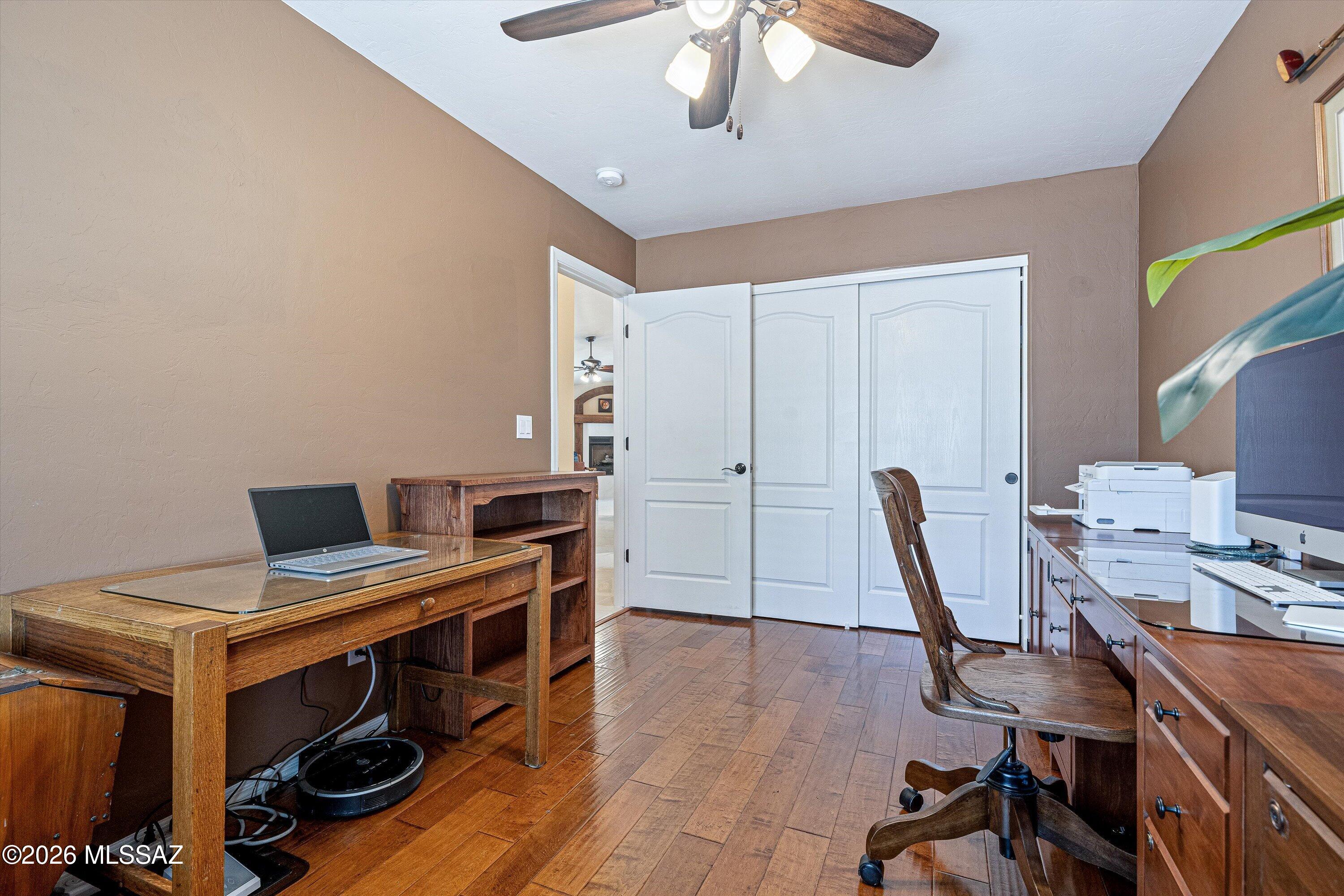 Thornydale Terrace(1-104) - Residential
