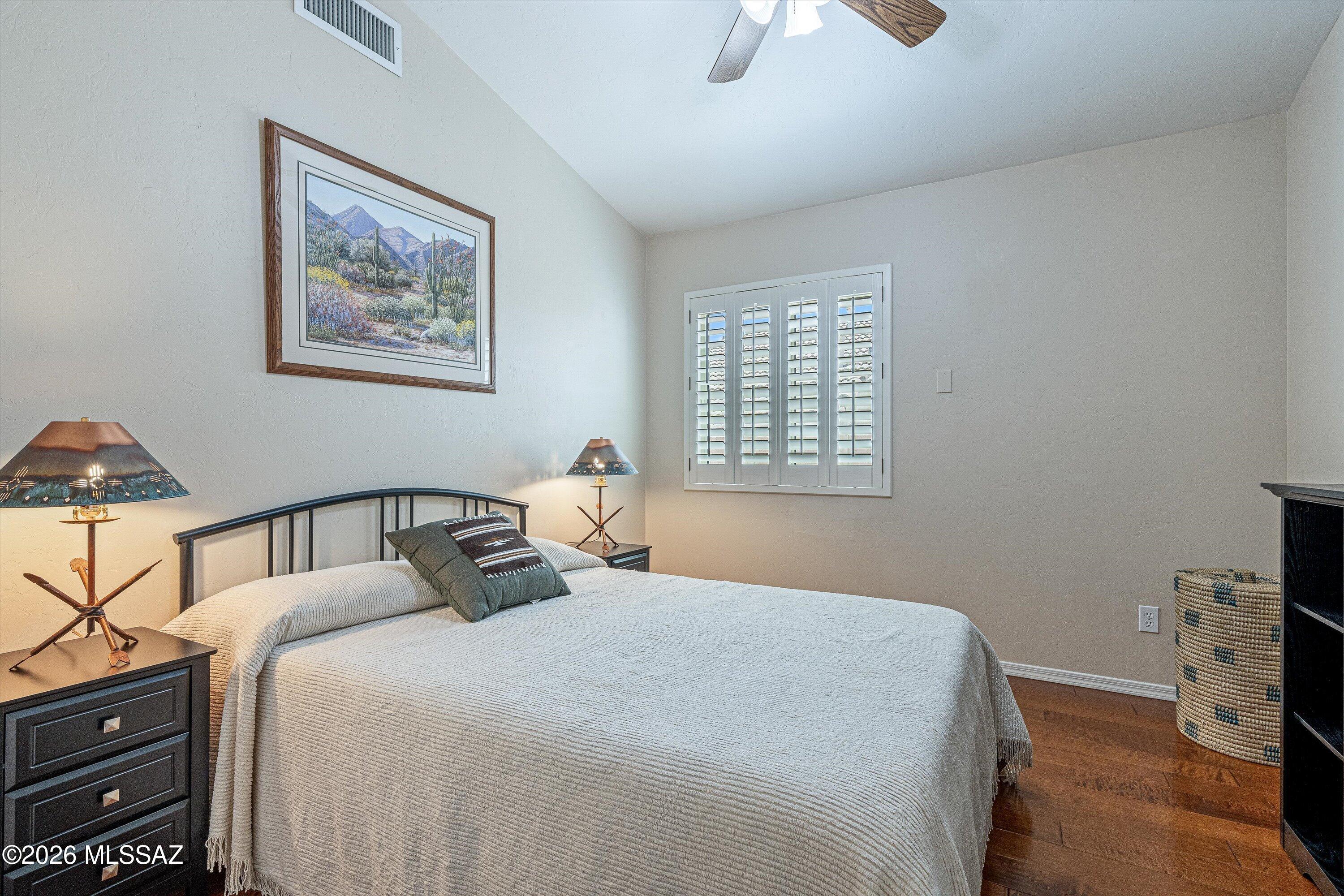 Thornydale Terrace(1-104) - Residential