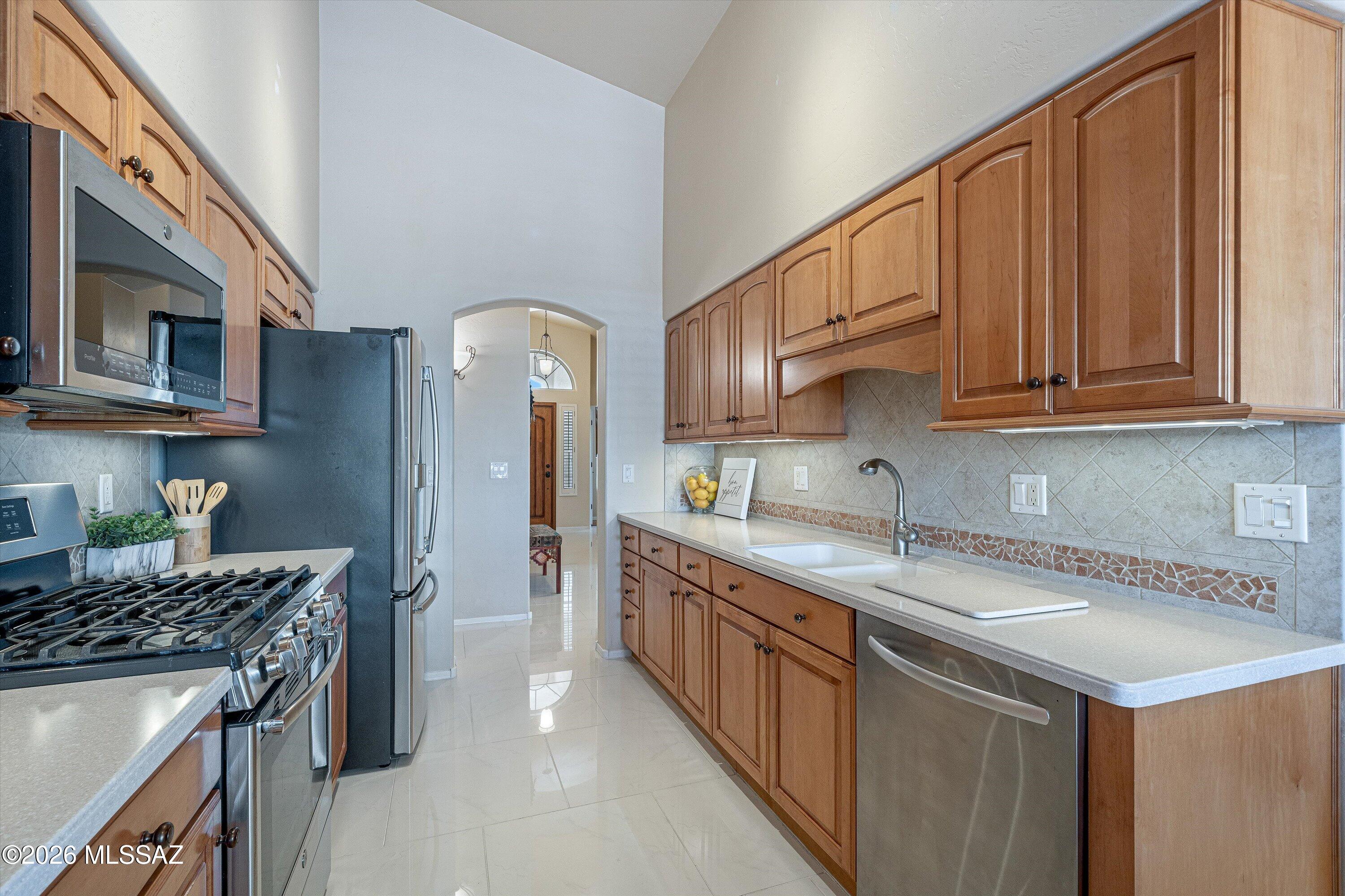 Thornydale Terrace(1-104) - Residential