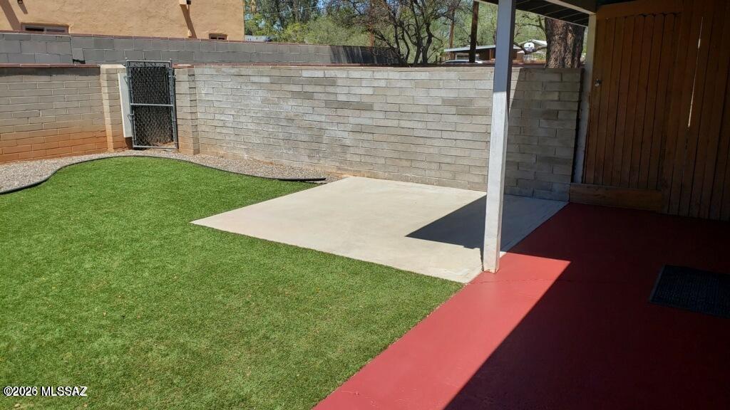 Country Club Heights - Residential Lease