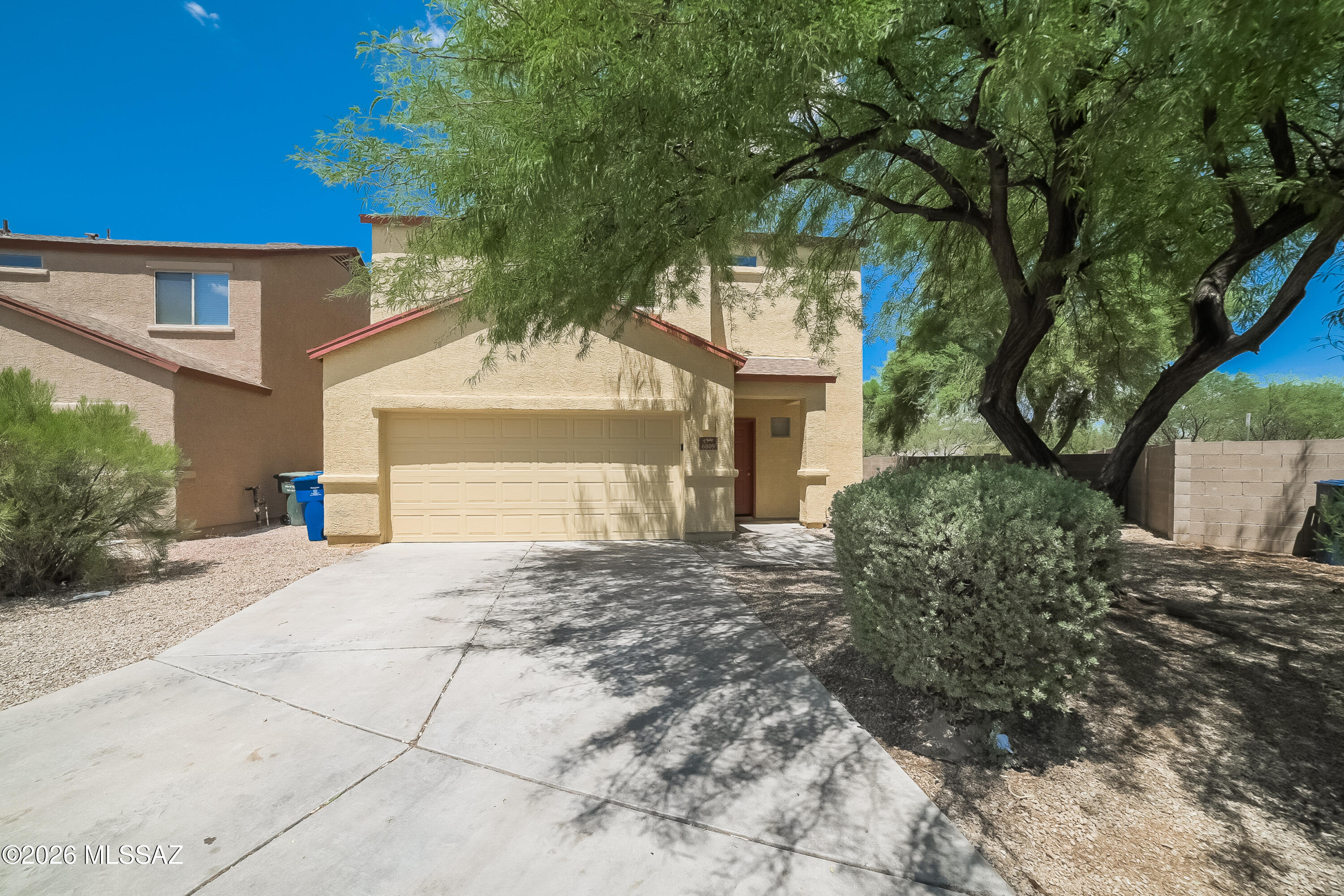 🎉 Special Promotion: Get $500 OFF your 1st full month's rent!  Beautiful single-story rental home in the Vail area offering 3 bedrooms, 2 bathrooms, and approximately 1,676 square feet of living space. This home featurApplication required through property management portal. $55 non-refundable application fee per adult. Security deposit typically equal to one month's rent; may vary based on screening. One-time $150 administrative fee due at move-in. Pets considered with approval: $35/month pet rent plus $300 one-time fee per pet. Breed restrictions apply. Minimum credit score 550. Combined household gross monthly income must equal at least 3x the rent. No recent housing-related collections or evictions.  Lawn care and utilities are tenant responsibility.