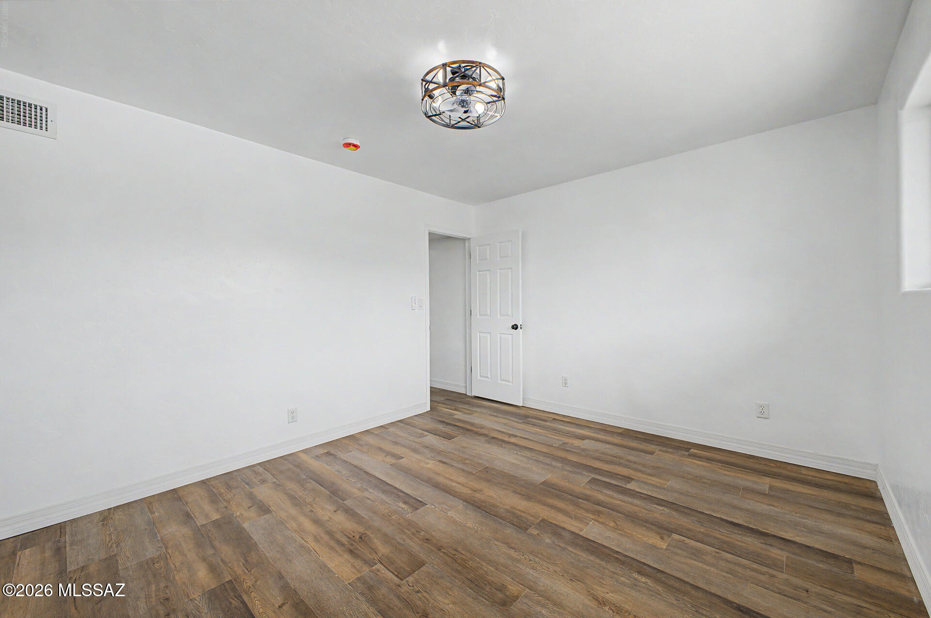 Villa Venice Condos - Residential
