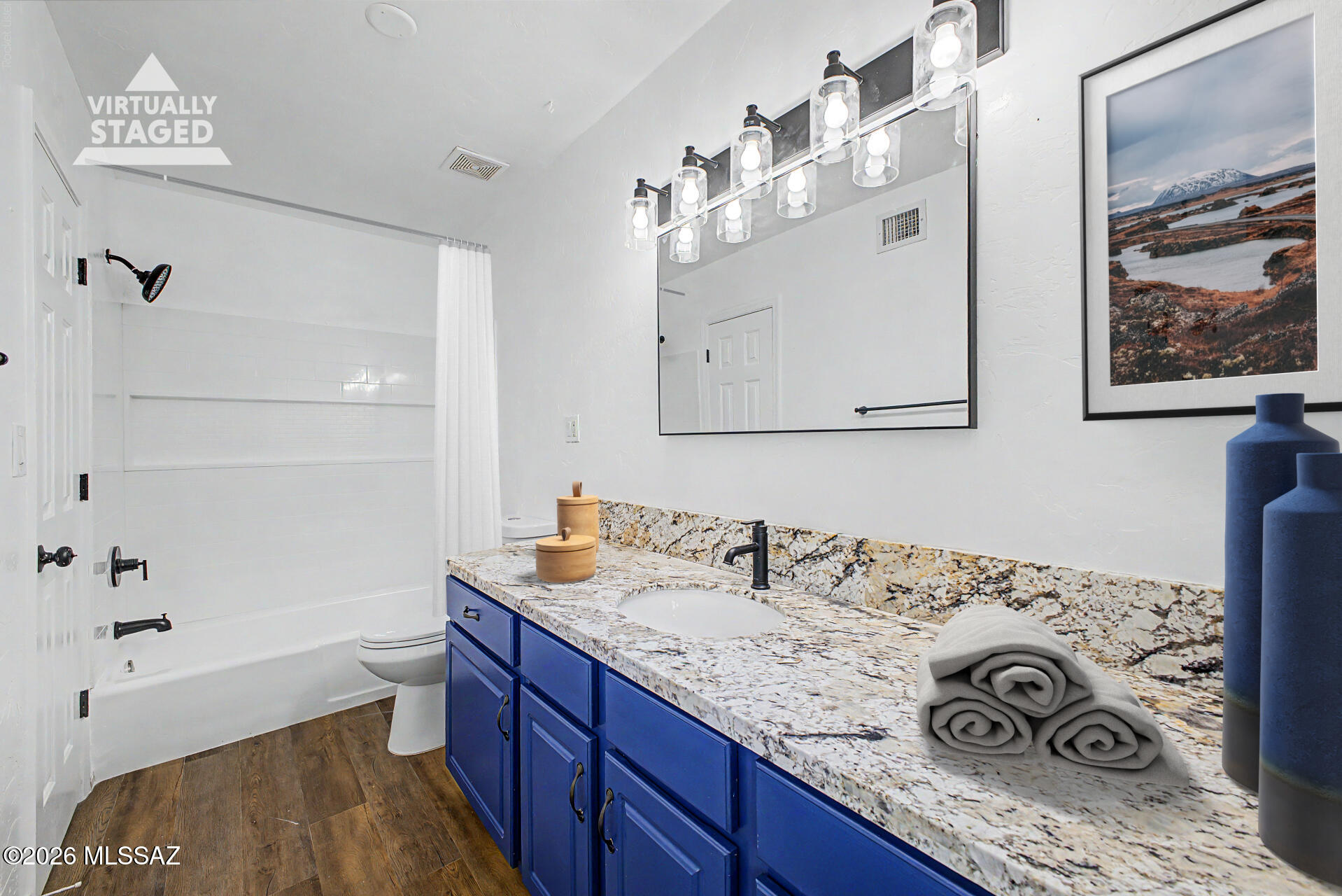 Villa Venice Condos - Residential