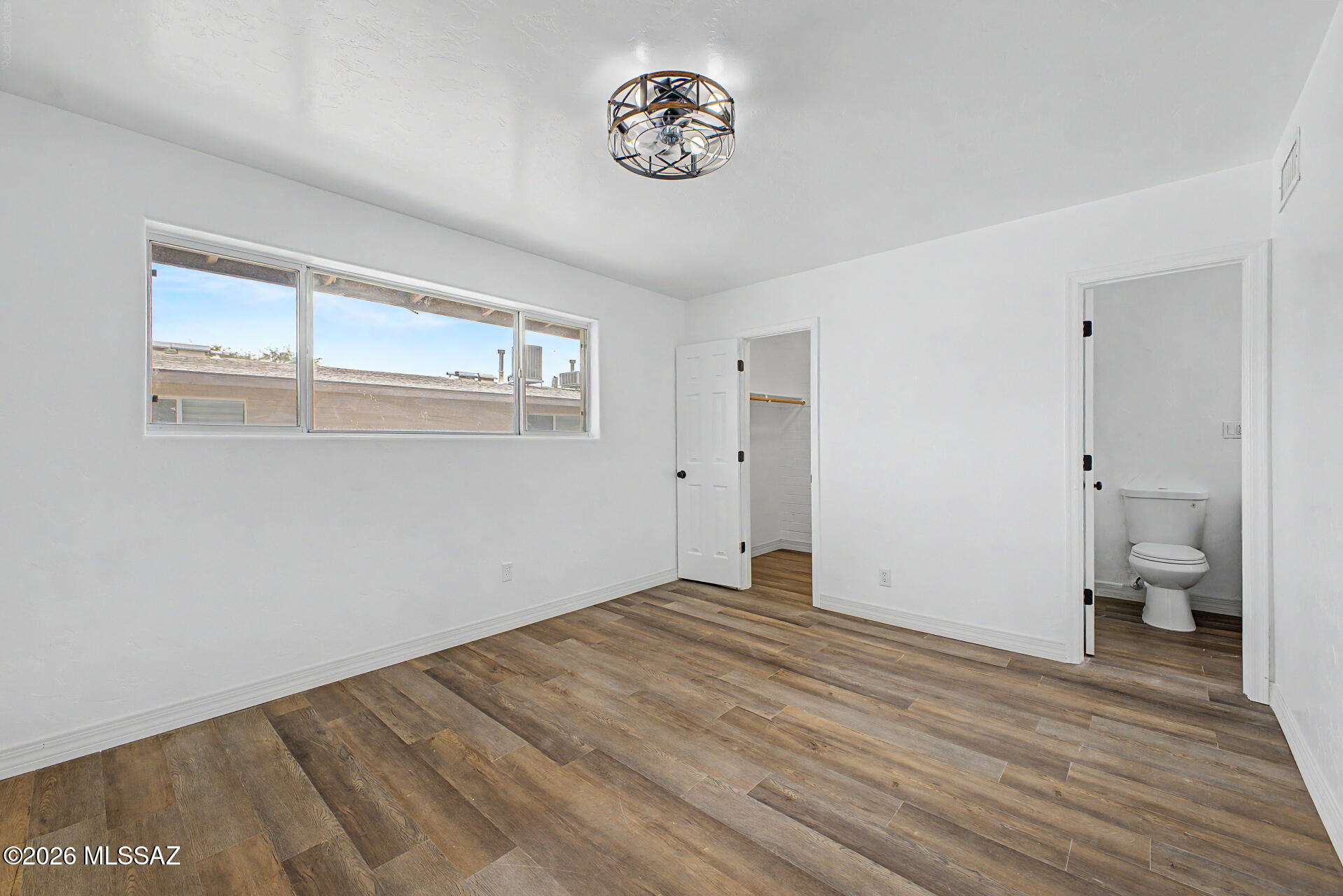 Villa Venice Condos - Residential