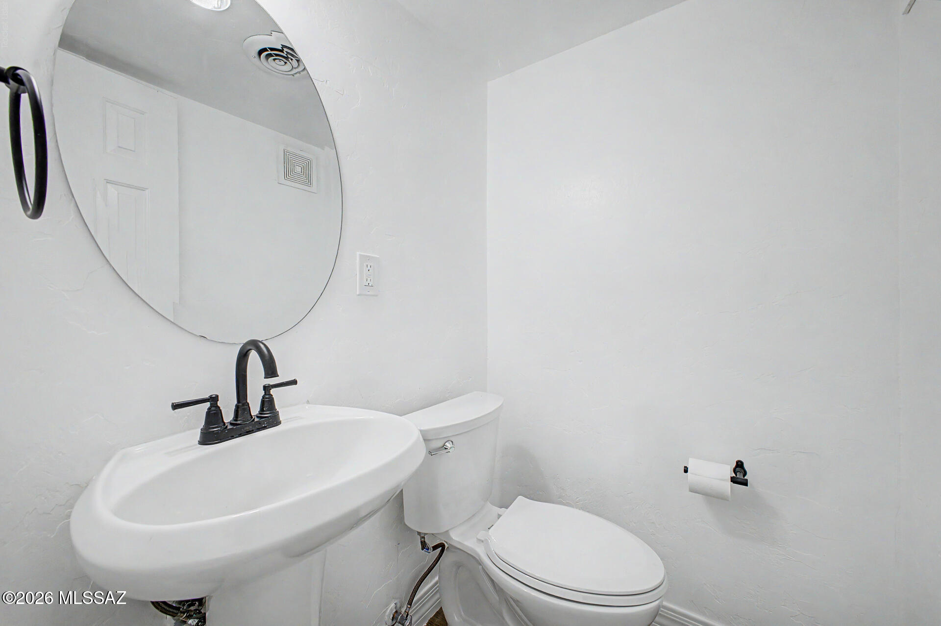 Villa Venice Condos - Residential